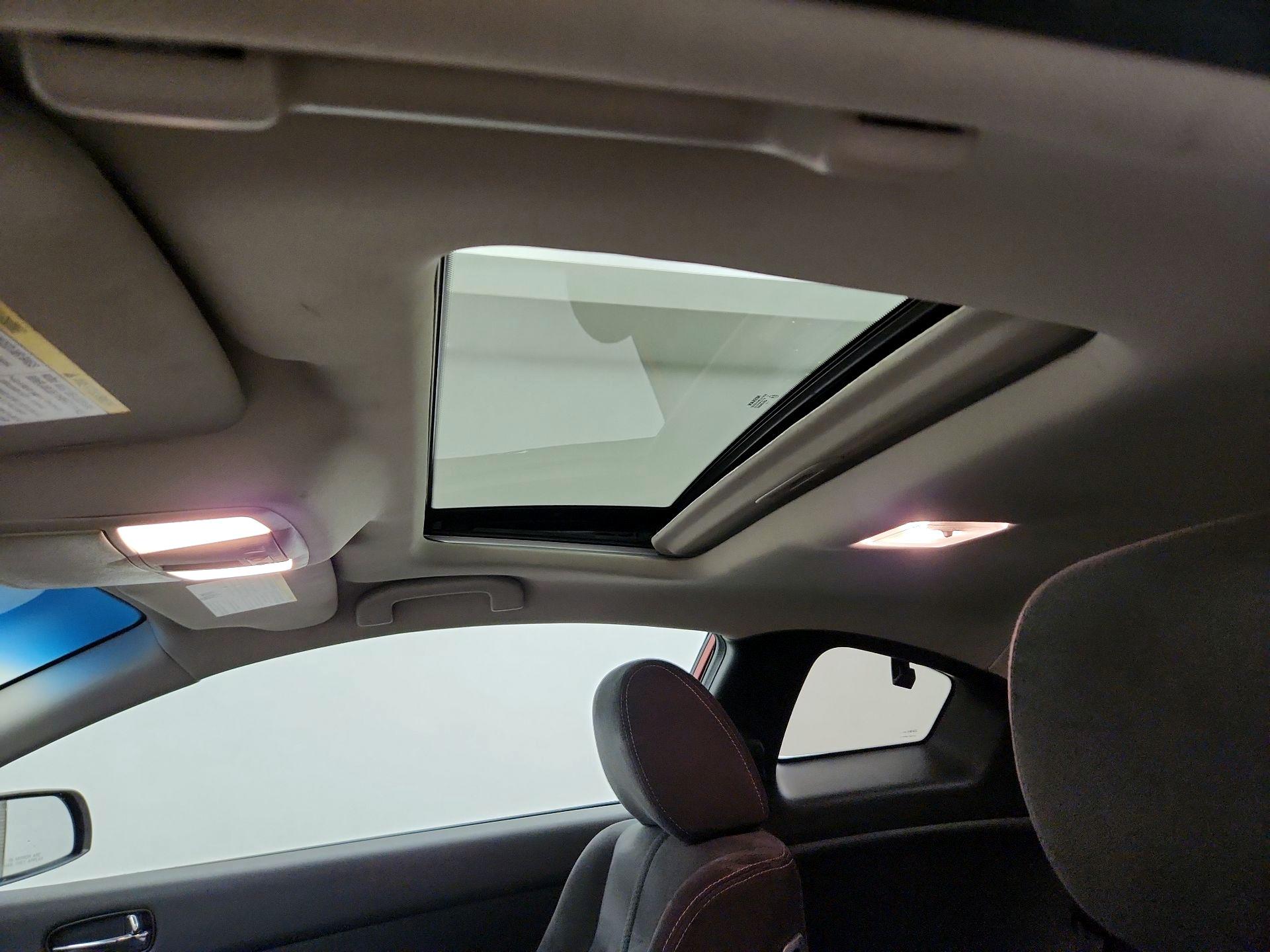 Thumbnail: 2013 Nissan Altima - 19