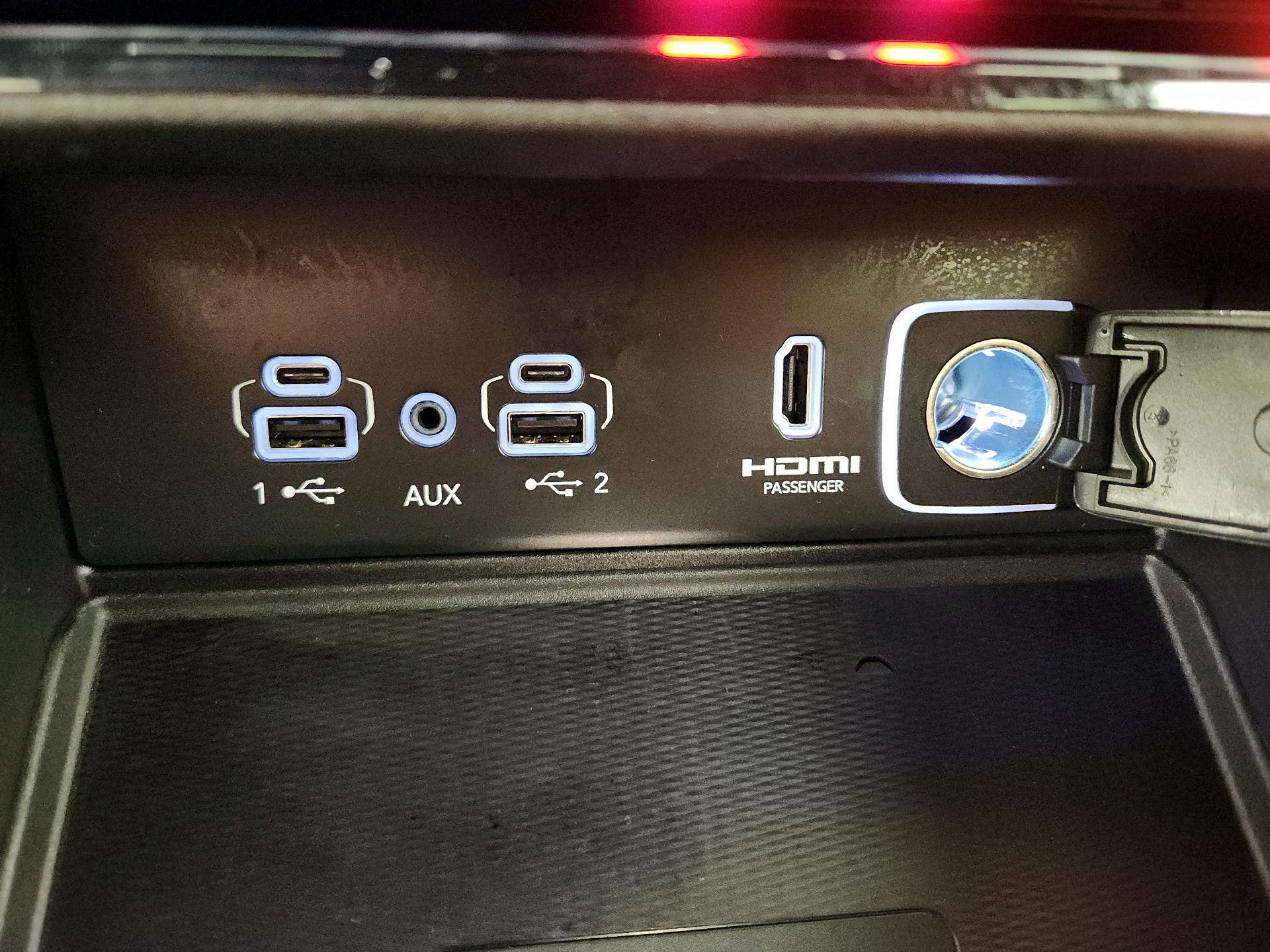 Thumbnail: 2023 Jeep Grand Cherokee L - 19