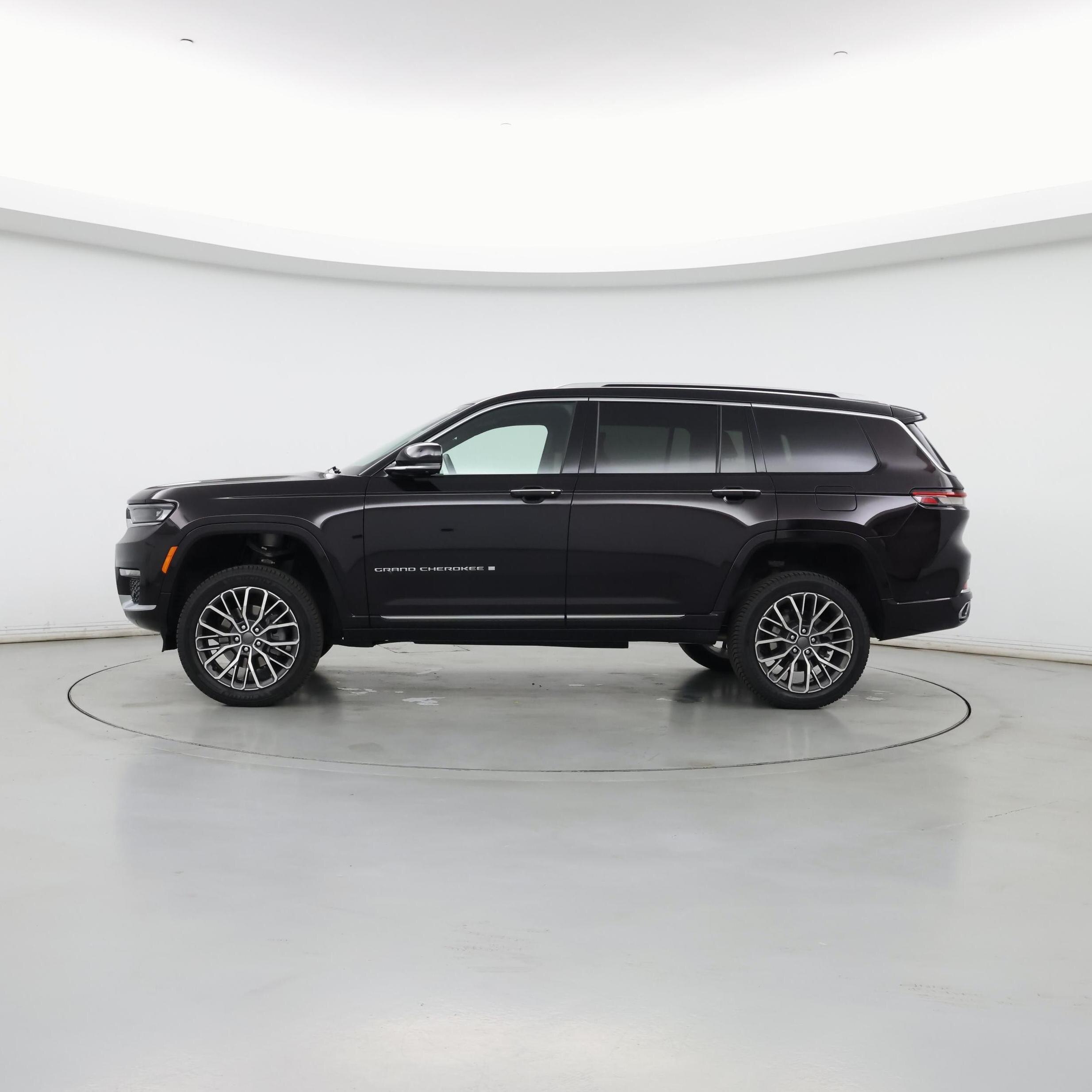 Thumbnail: 2023 Jeep Grand Cherokee L - 3