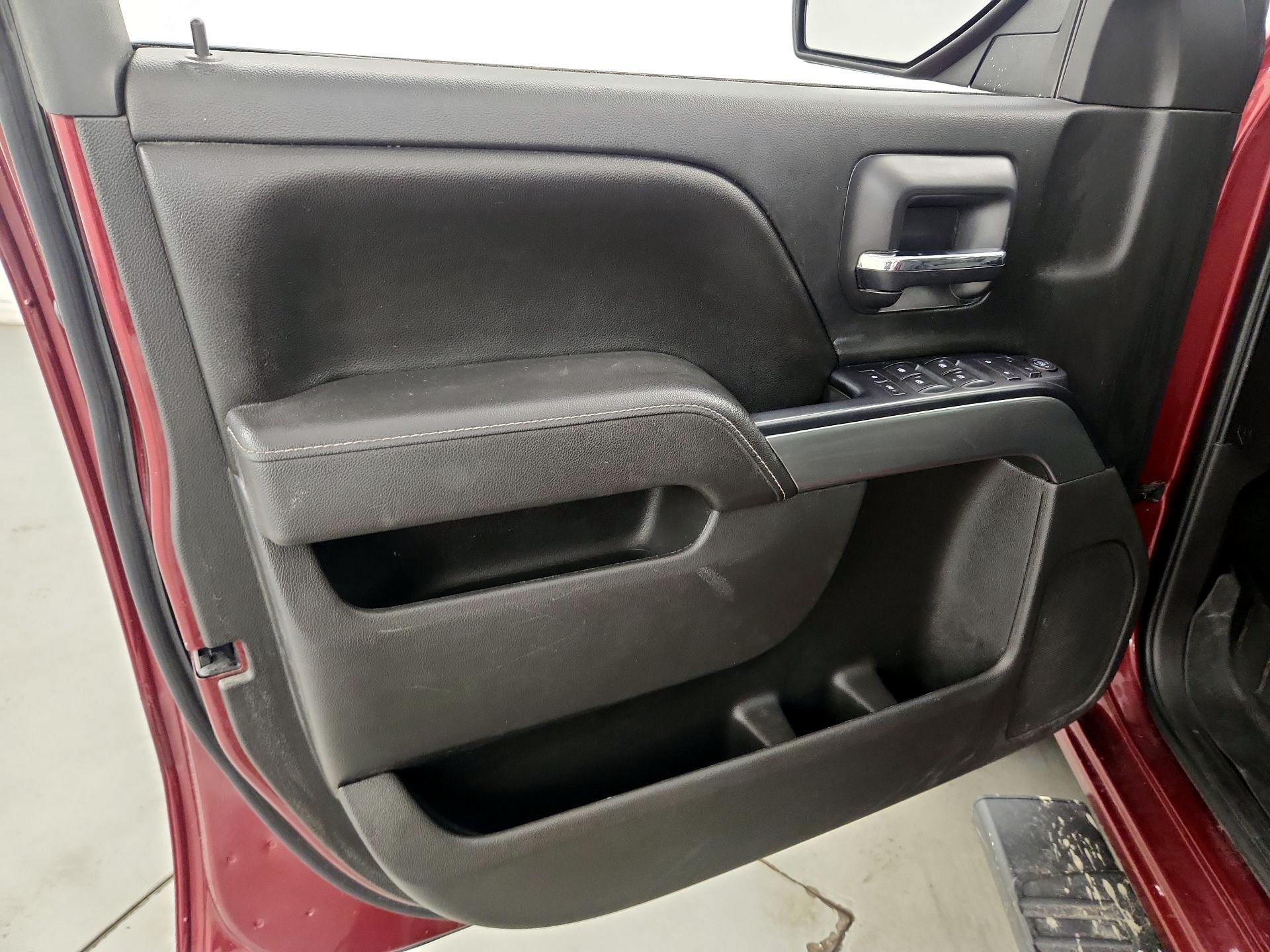 Thumbnail: 2017 Chevrolet Silverado 1500 - 12