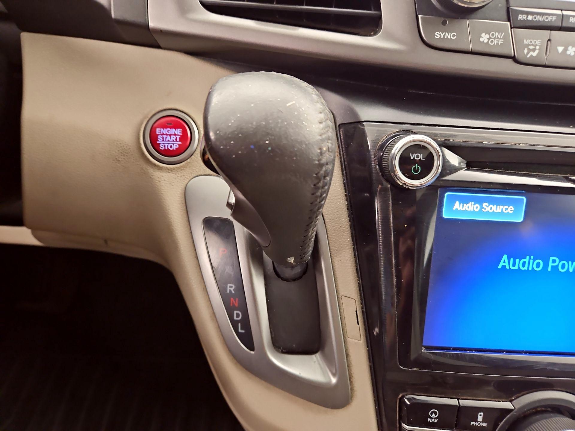 Thumbnail: 2015 Honda Odyssey - 18