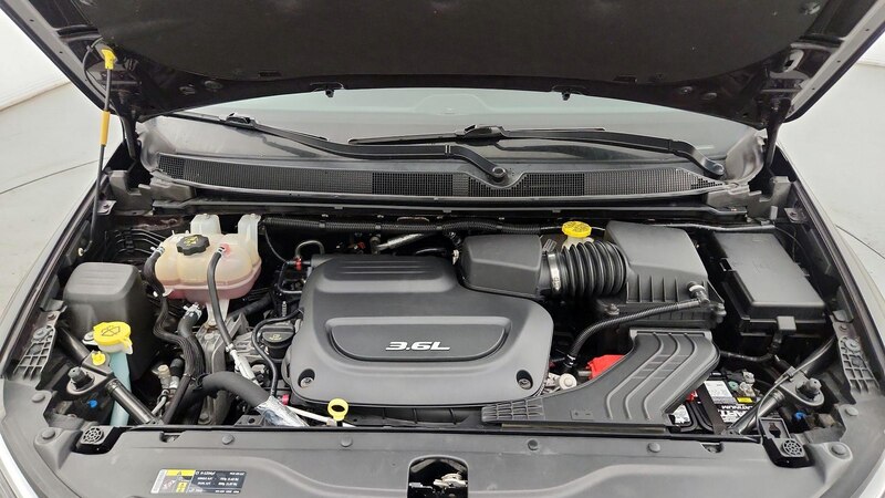 2017 Chrysler Pacifica Touring L 24