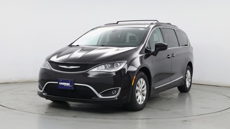 2017 Chrysler Pacifica Touring L 4