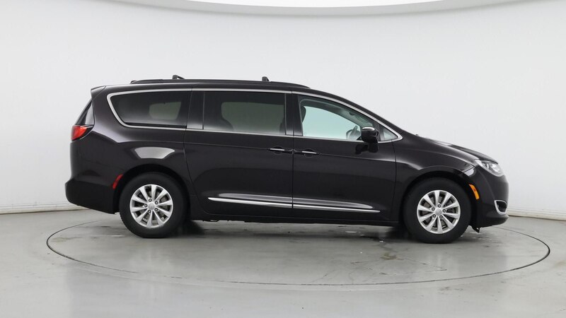 2017 Chrysler Pacifica Touring L 7
