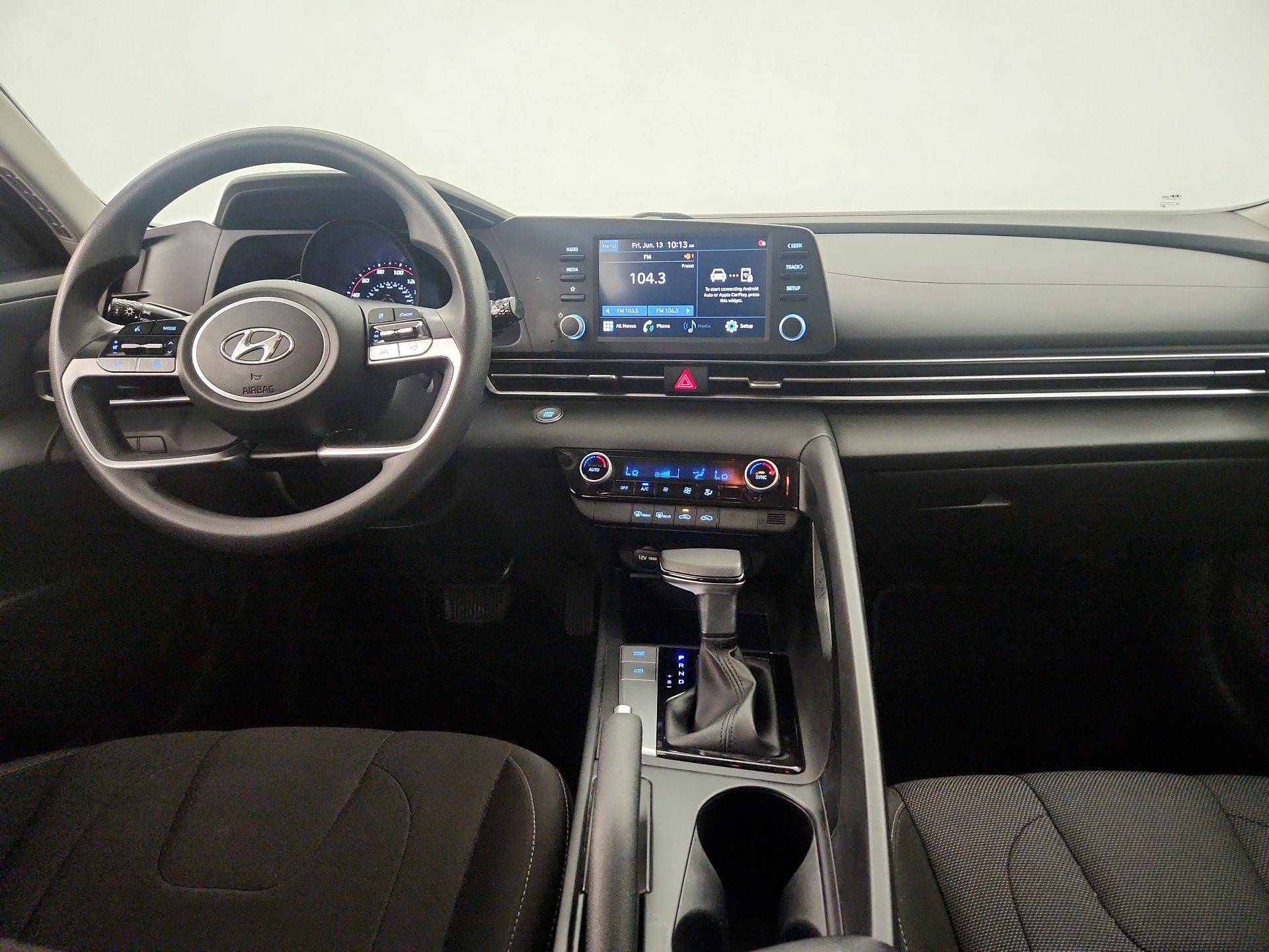 Thumbnail: 2021 Hyundai Elantra - 9