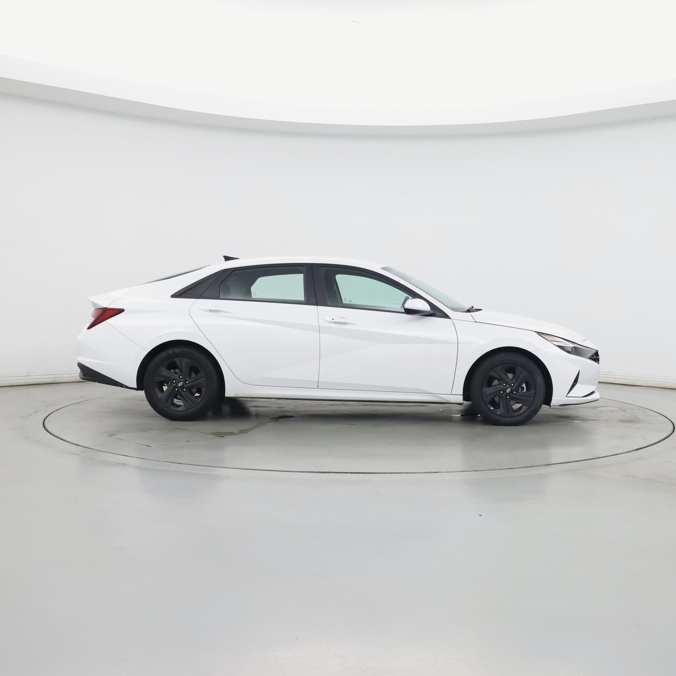 Thumbnail: 2021 Hyundai Elantra - 7