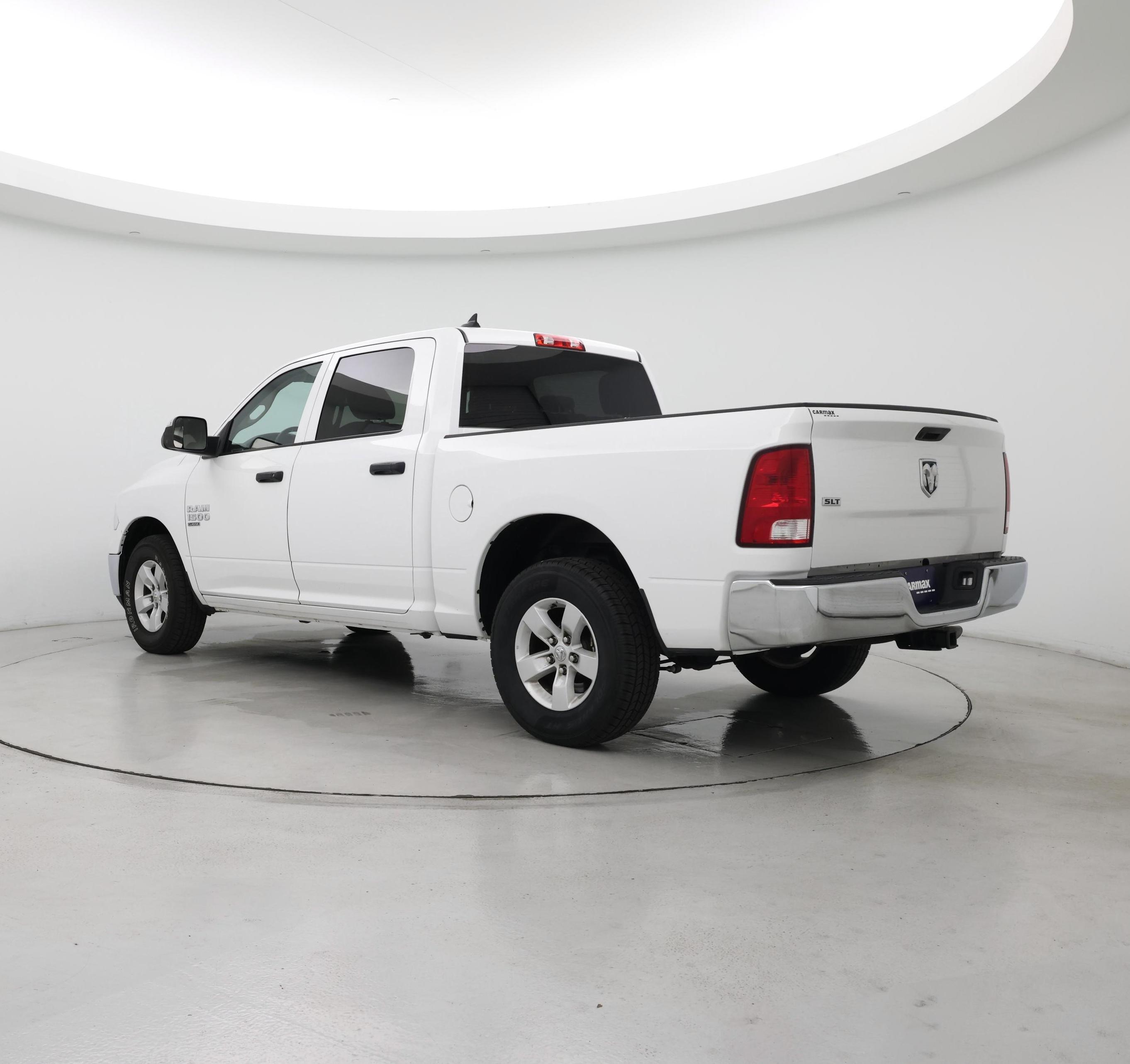 Thumbnail: 2023 RAM 1500 Classic - 2