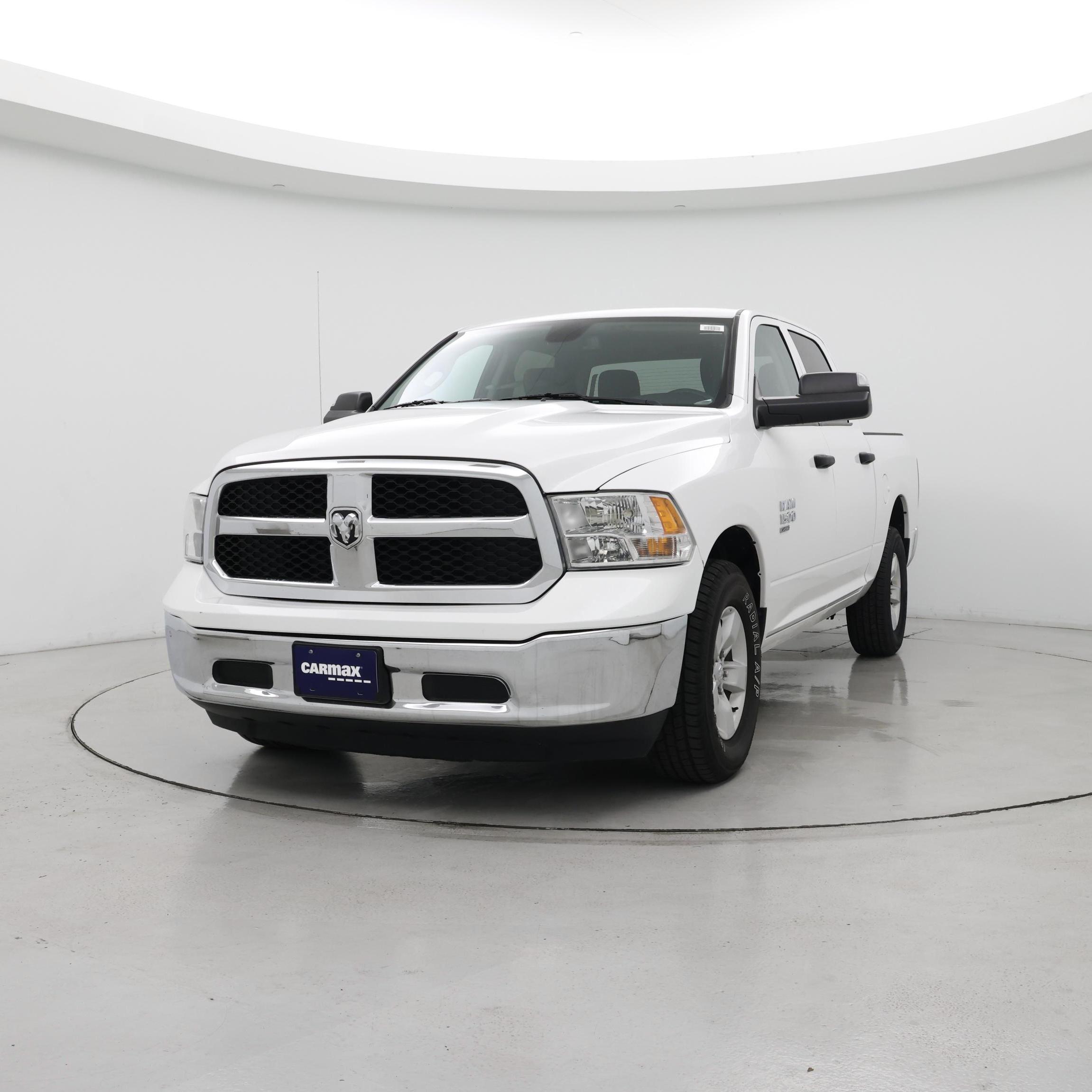 Thumbnail: 2023 RAM 1500 Classic - 4