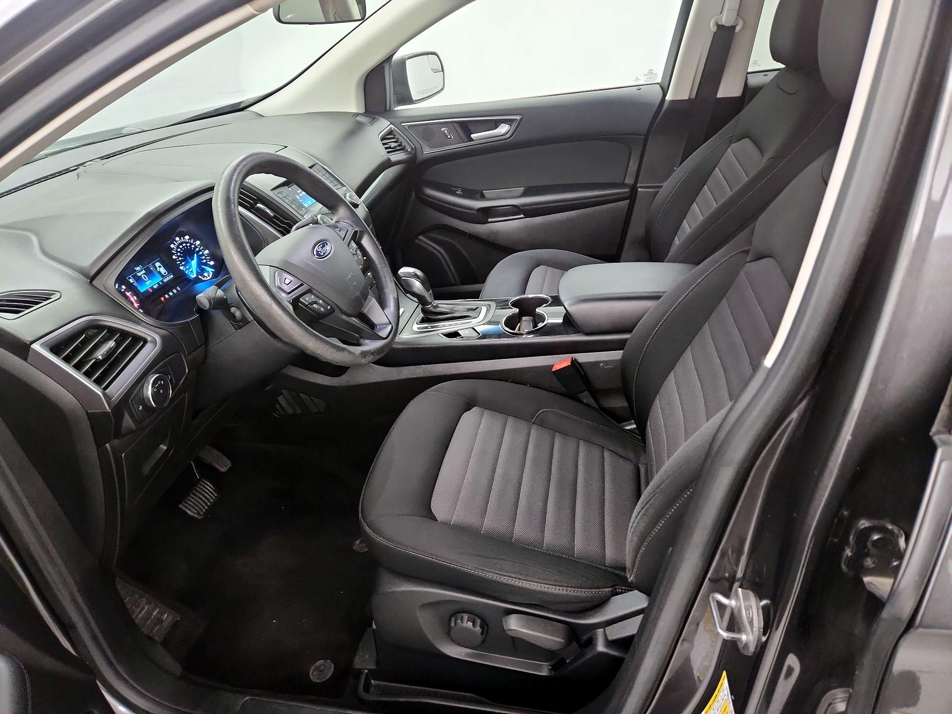 Thumbnail: 2017 Ford Edge - 11
