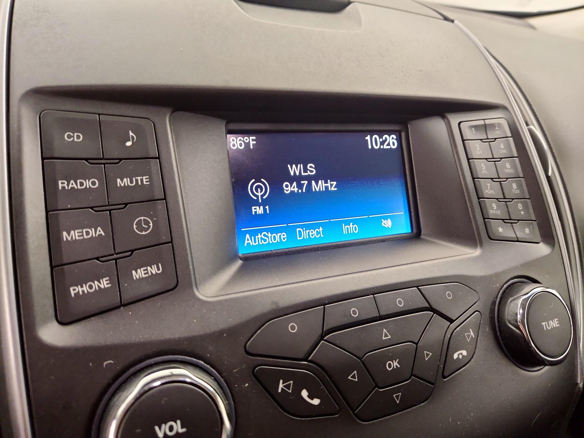 Thumbnail: 2017 Ford Edge - 15