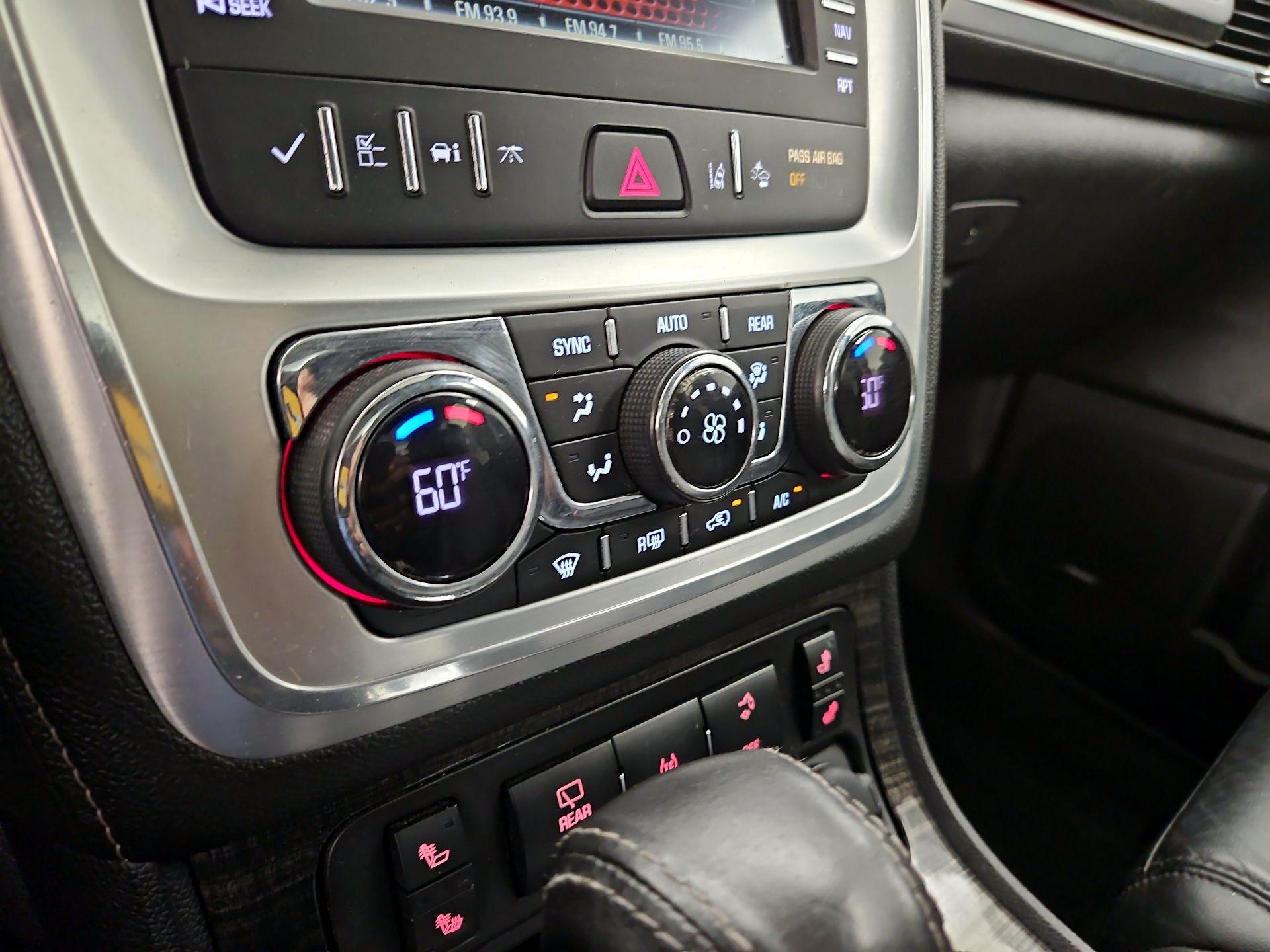 Thumbnail: 2017 GMC Acadia - 16