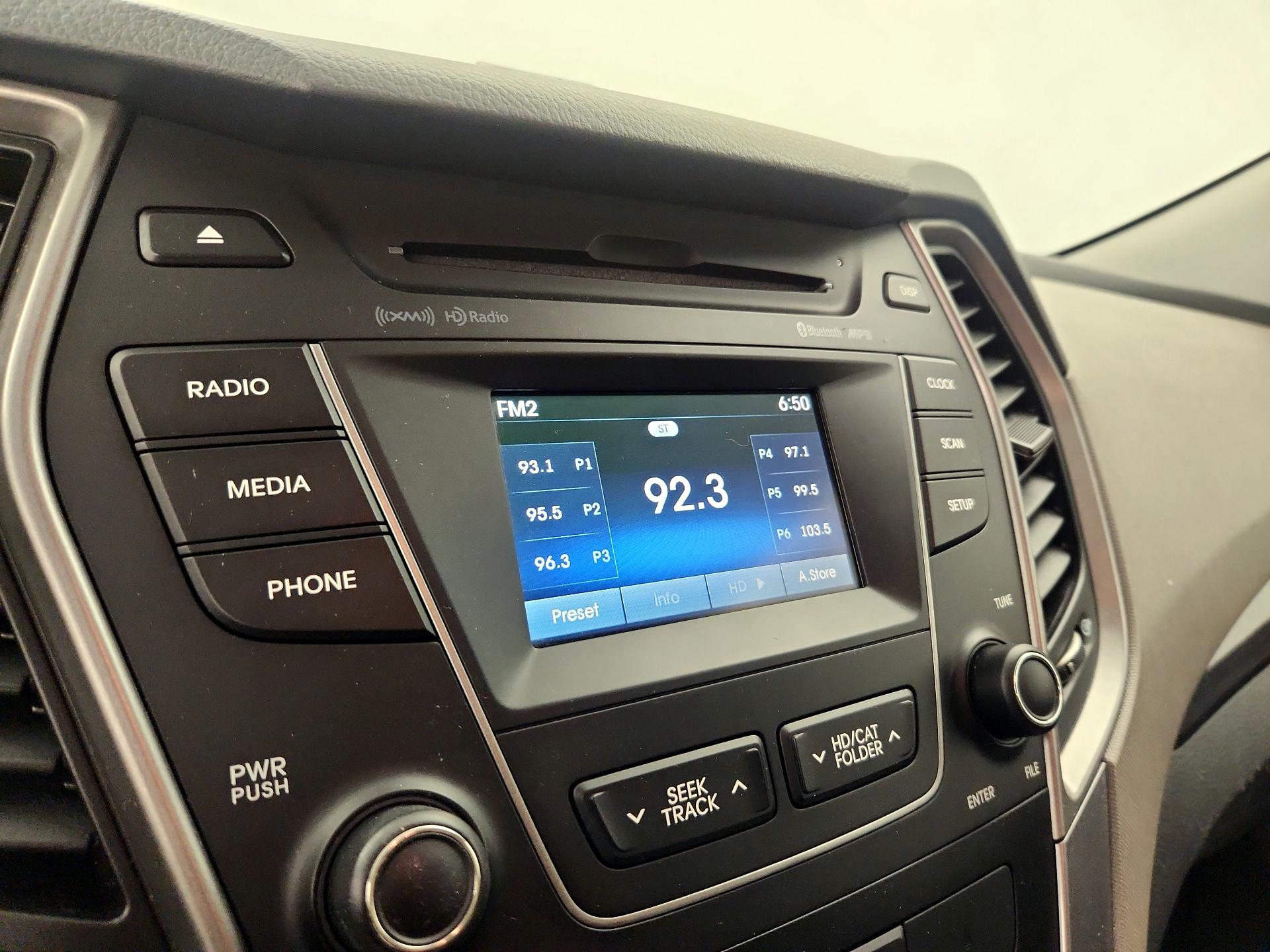 Thumbnail: 2014 Hyundai Santa Fe - 15