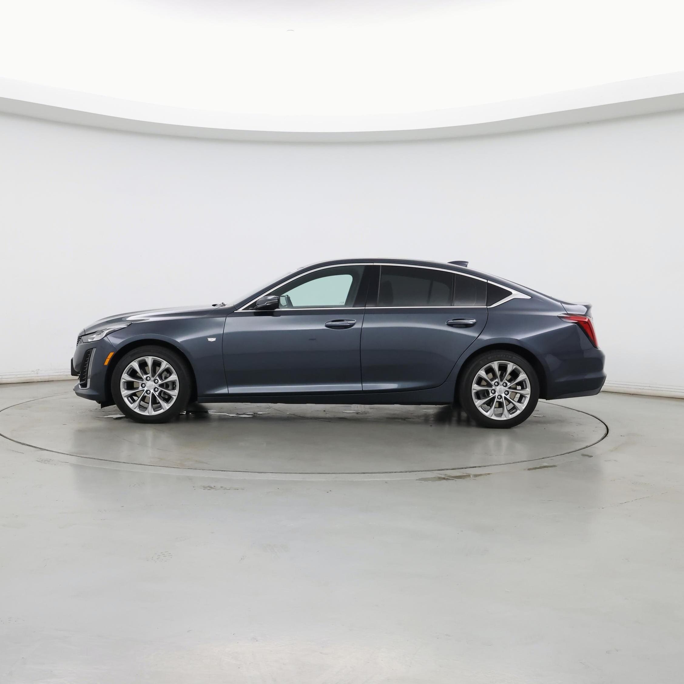 Thumbnail: 2021 Cadillac CT5 - 3