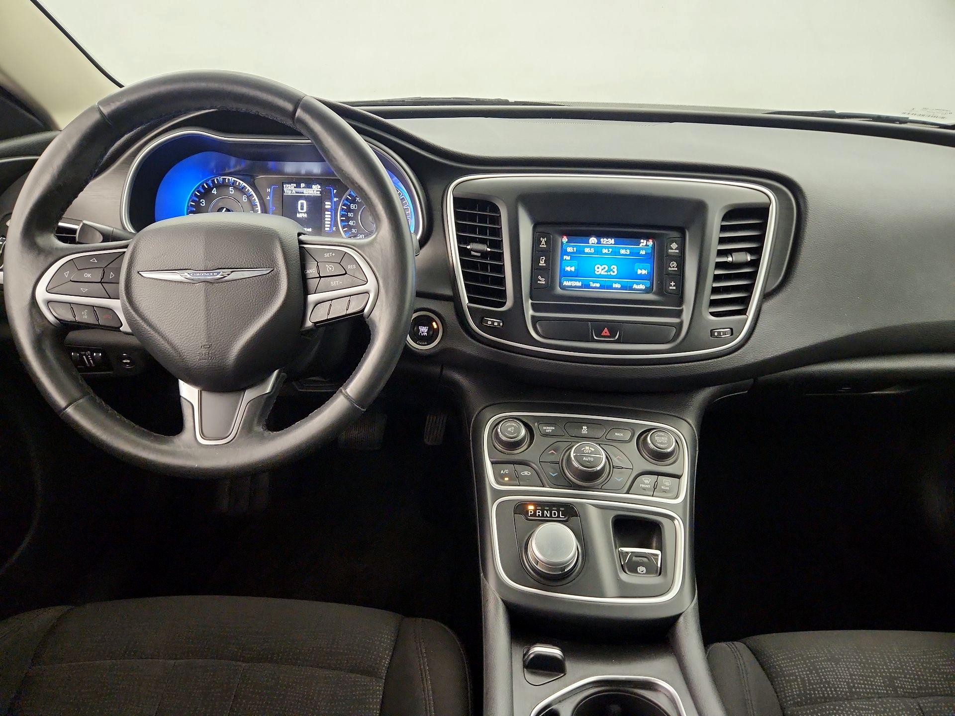 Thumbnail: 2015 Chrysler 200 - 9