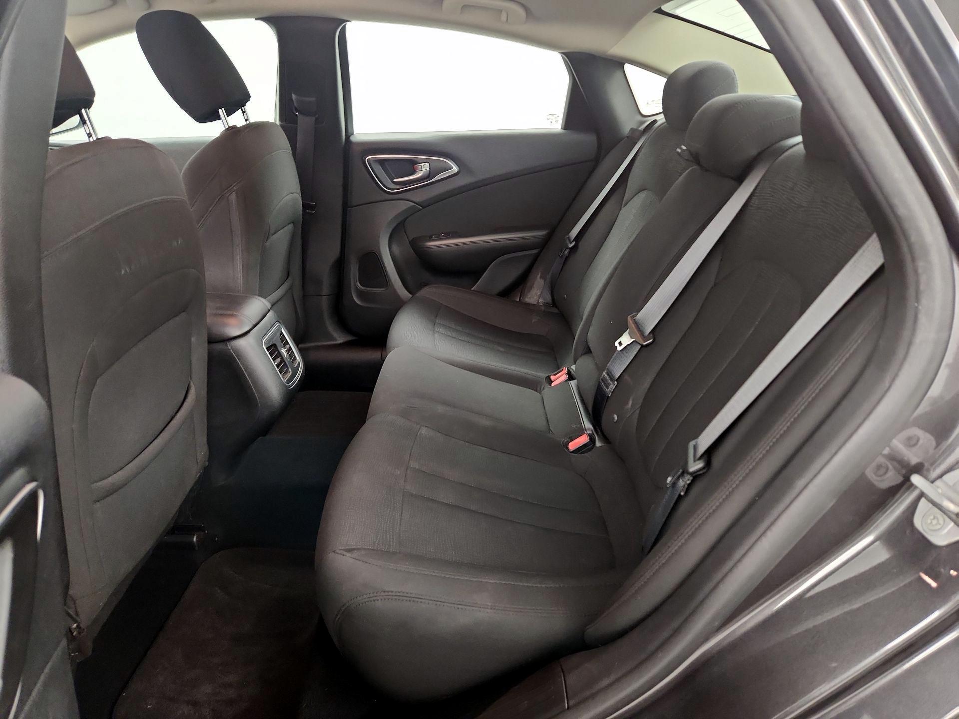 Thumbnail: 2015 Chrysler 200 - 19