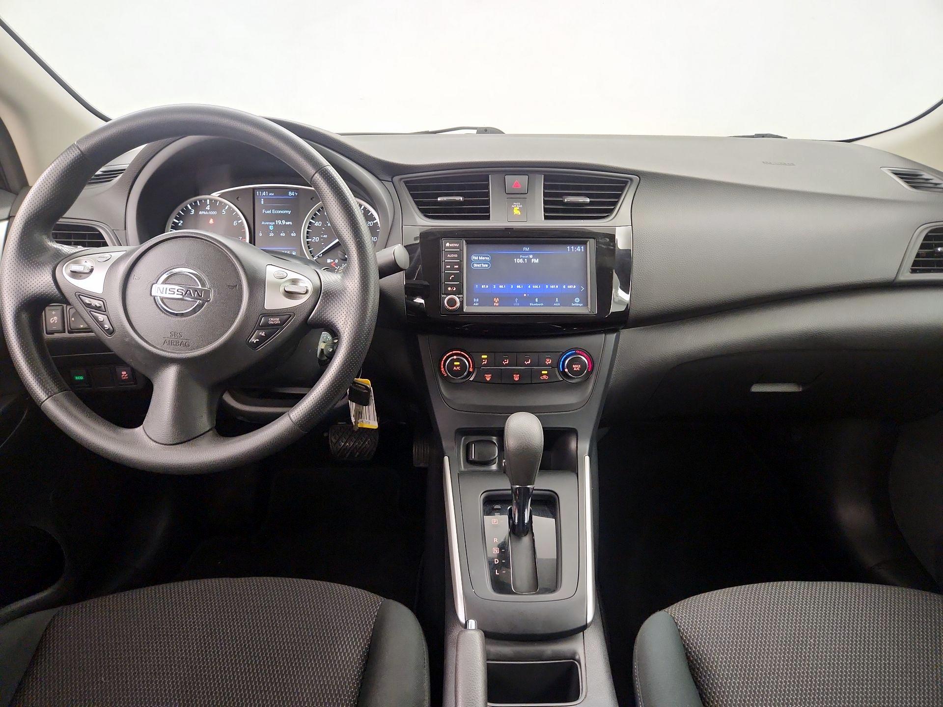 Thumbnail: 2019 Nissan Sentra - 9