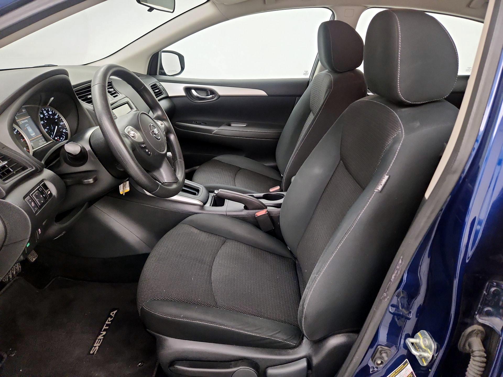 Thumbnail: 2019 Nissan Sentra - 11