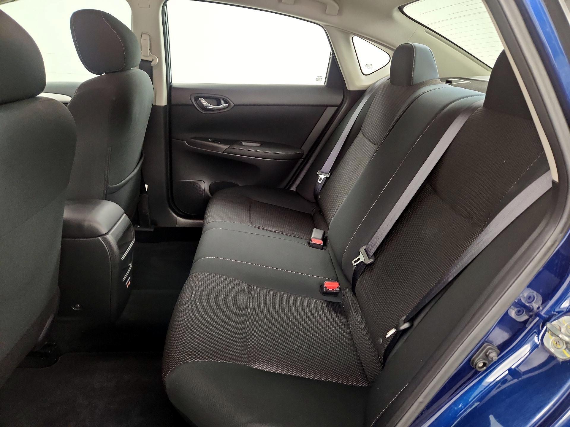Thumbnail: 2019 Nissan Sentra - 19