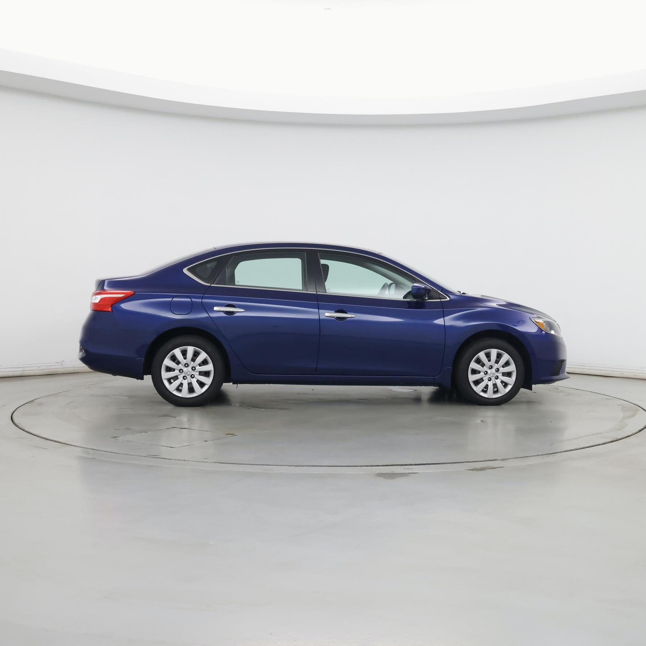 Thumbnail: 2019 Nissan Sentra - 7