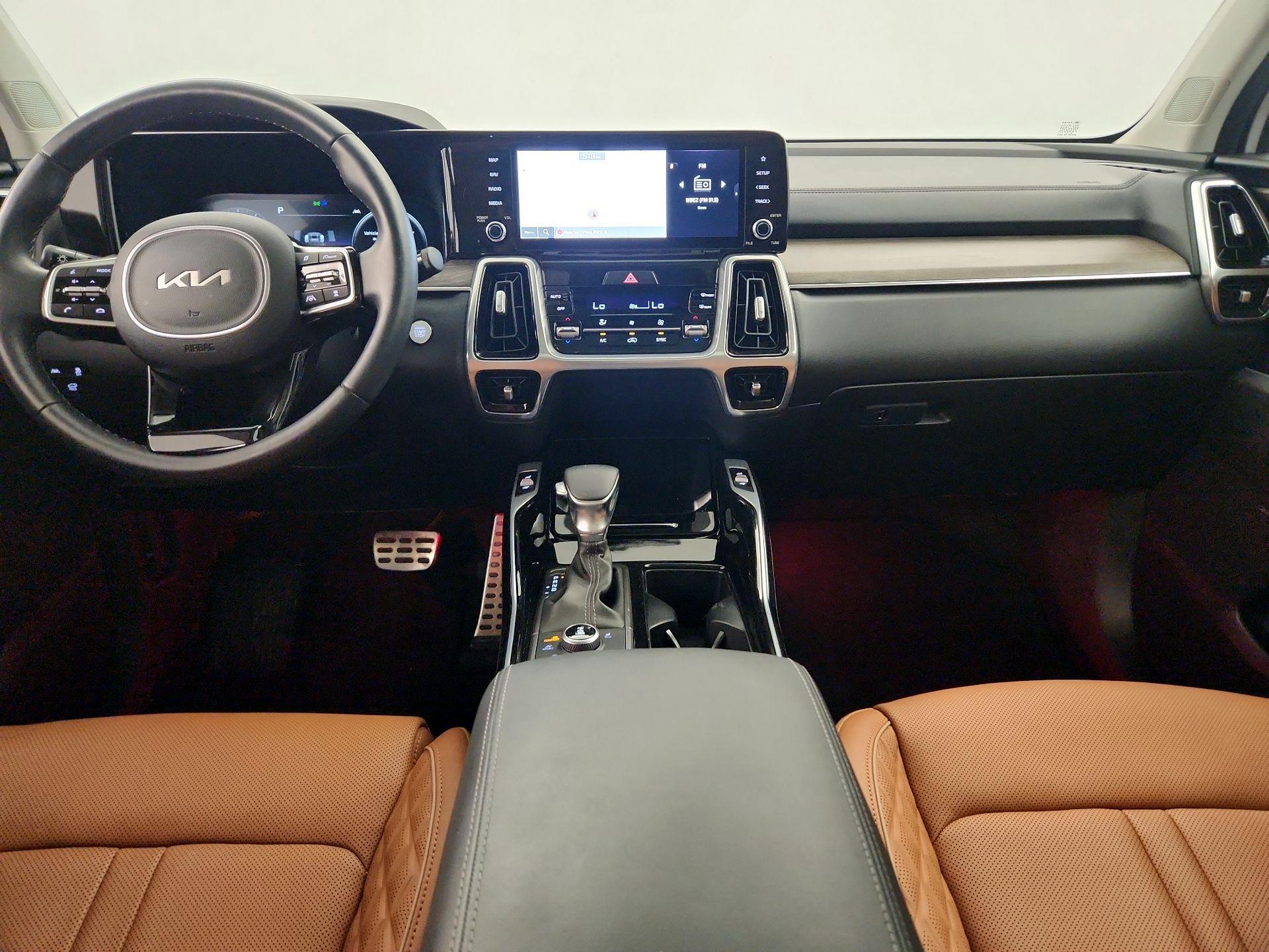 Thumbnail: 2023 Kia Sorento - 9