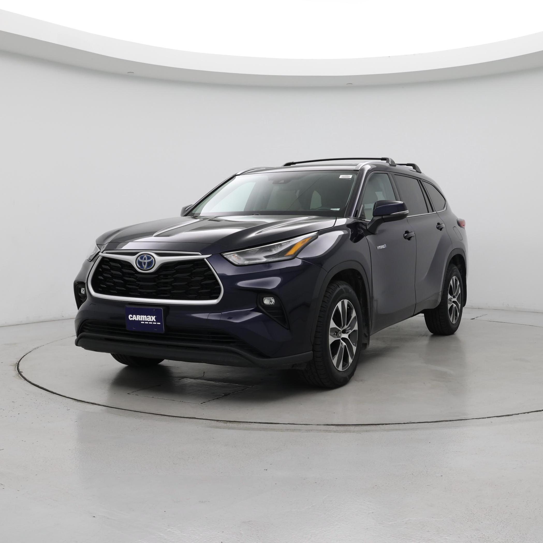 Thumbnail: 2021 Toyota Highlander - 4