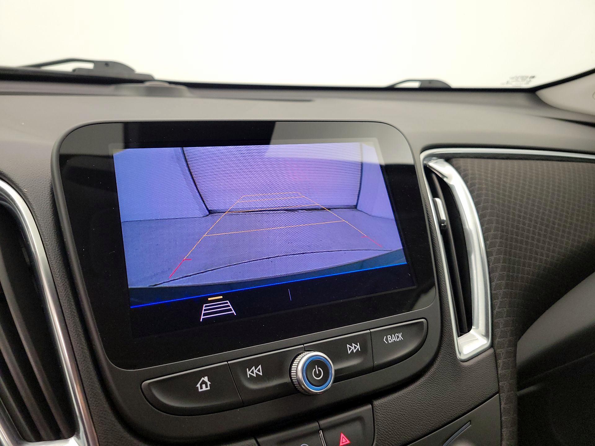 Thumbnail: 2020 Chevrolet Malibu - 14