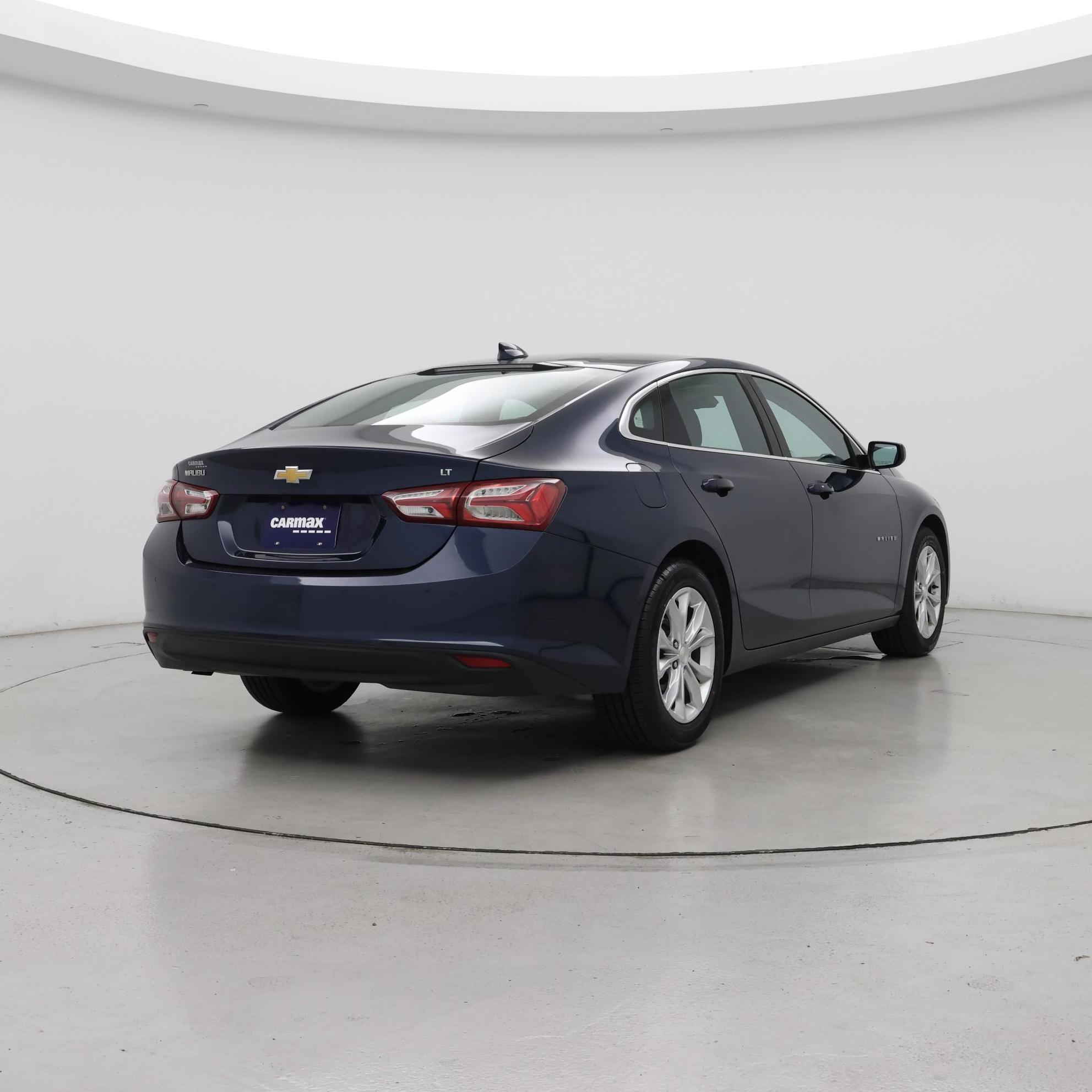 Thumbnail: 2020 Chevrolet Malibu - 8