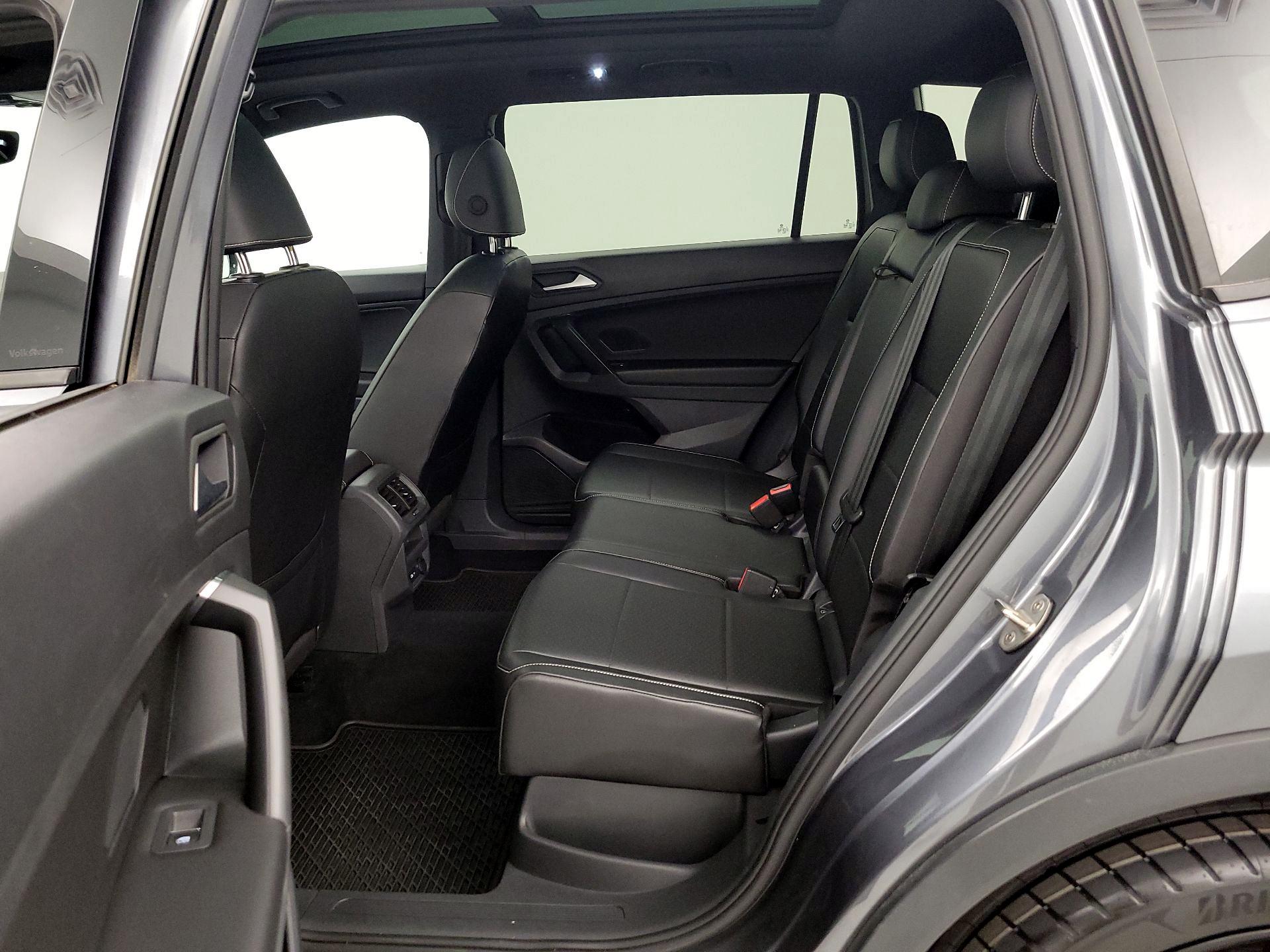 Thumbnail: 2021 Volkswagen Tiguan - 20