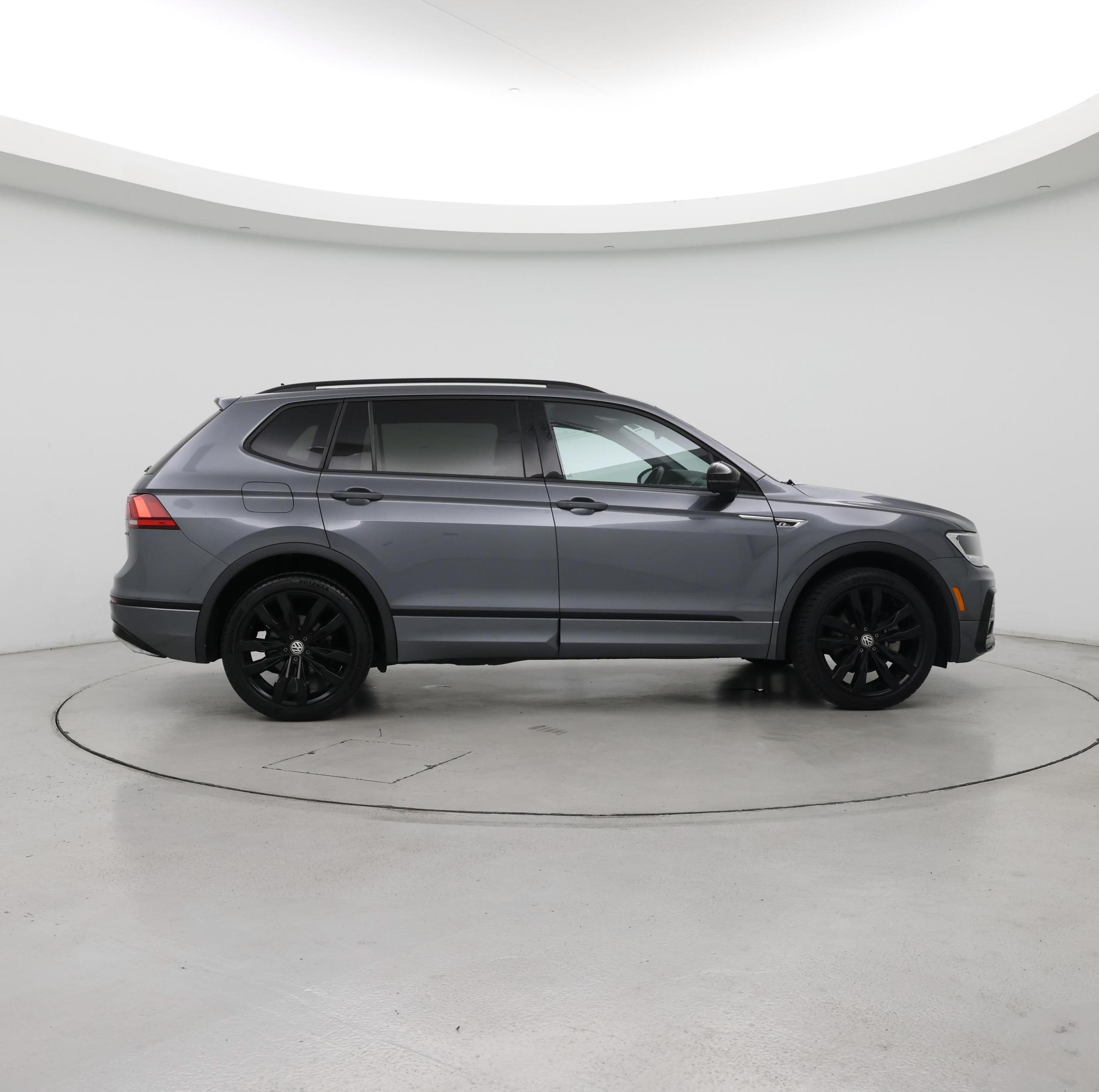Thumbnail: 2021 Volkswagen Tiguan - 7