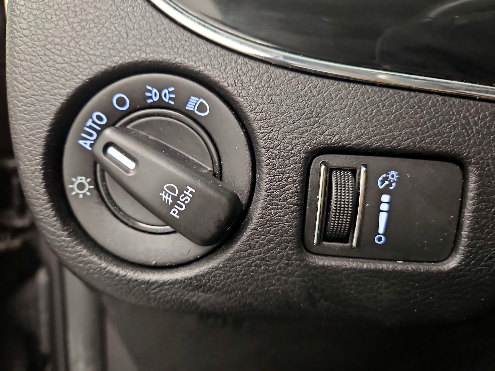 Thumbnail: 2019 Dodge Grand Caravan - 11
