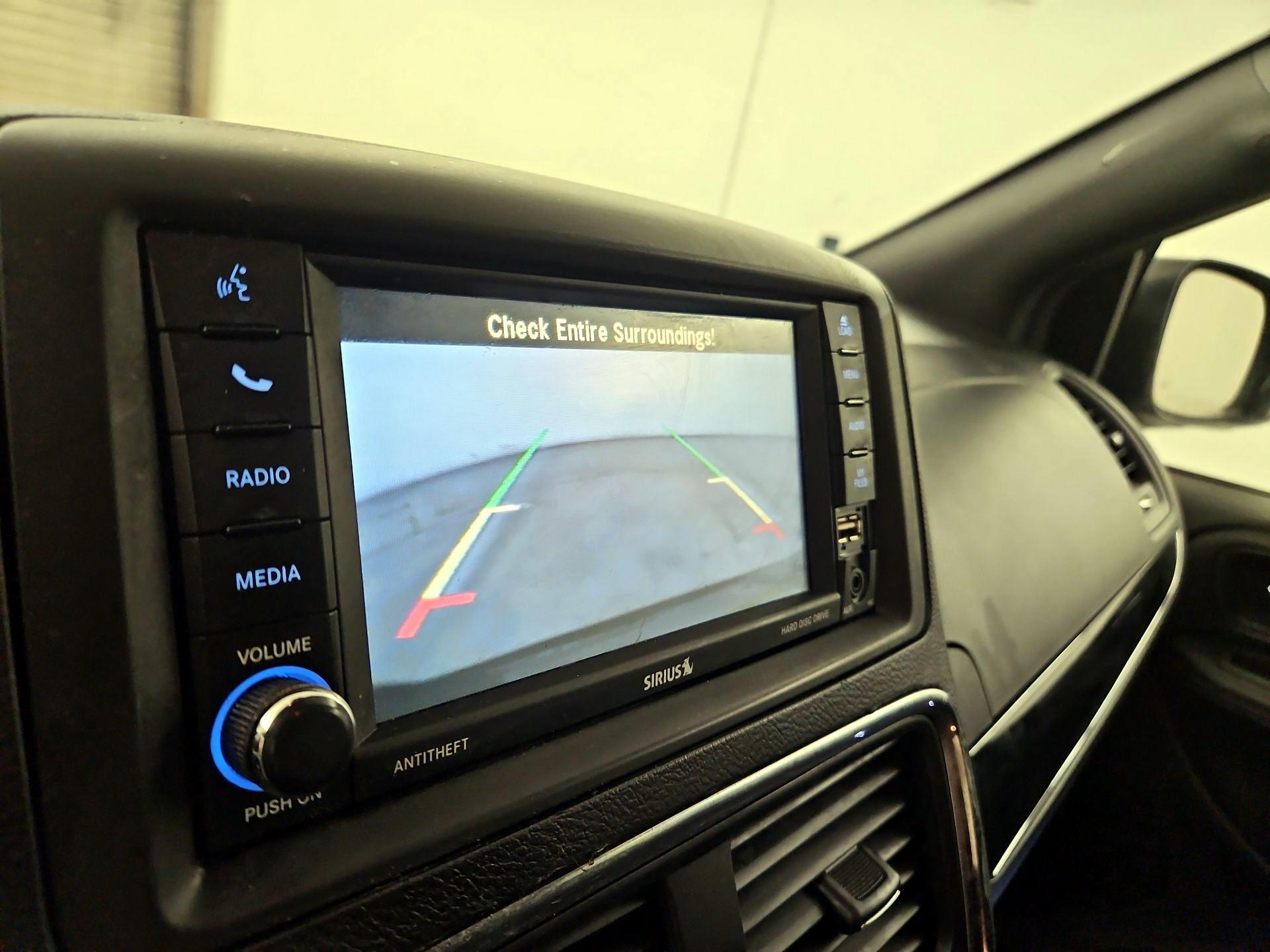 Thumbnail: 2019 Dodge Grand Caravan - 12