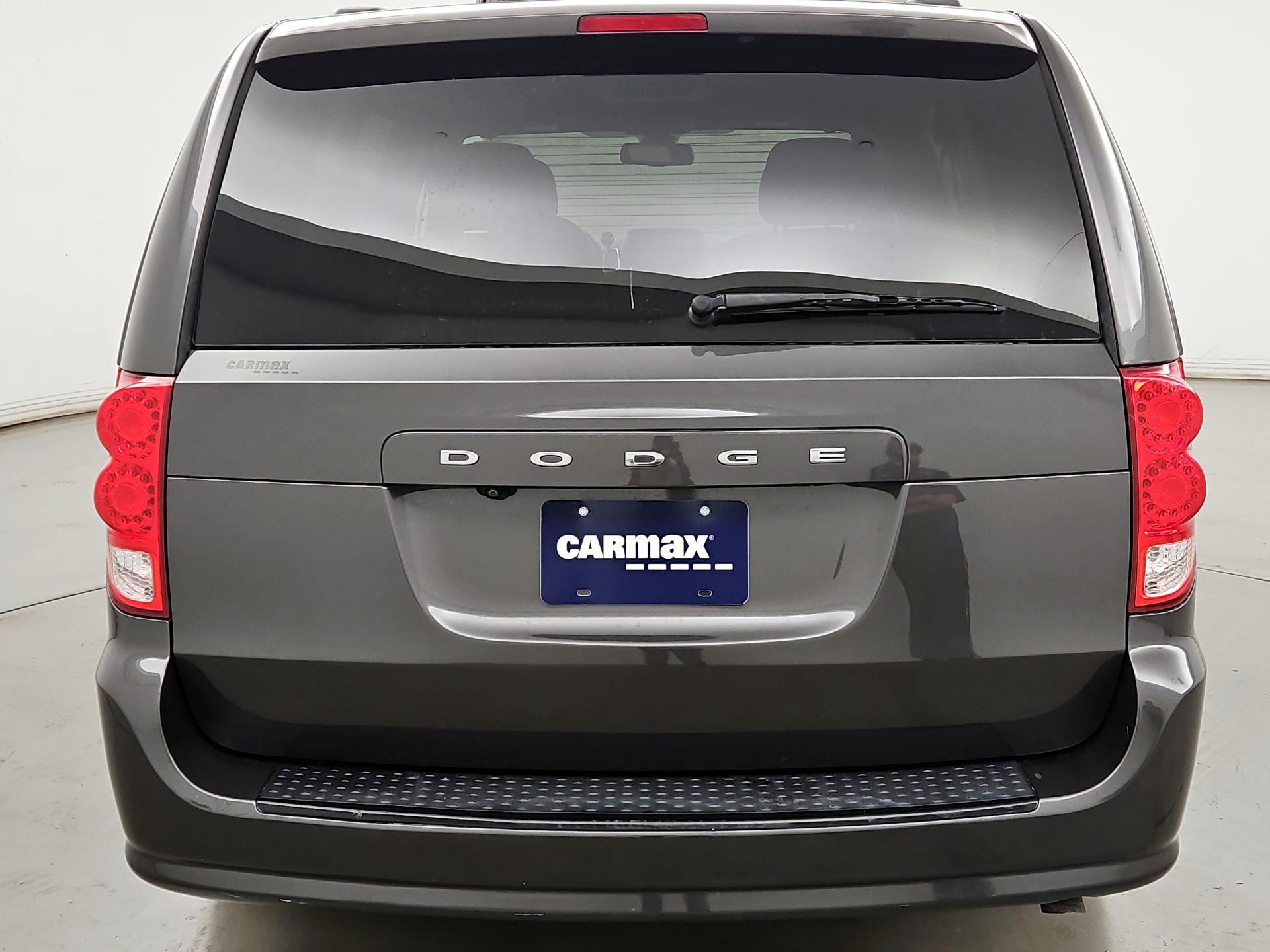 Thumbnail: 2019 Dodge Grand Caravan - 6