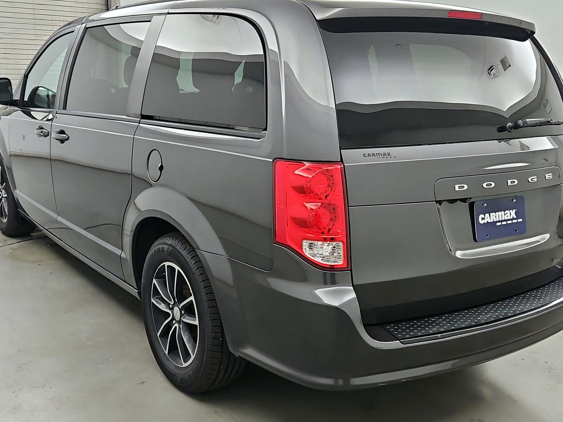 Thumbnail: 2019 Dodge Grand Caravan - 7