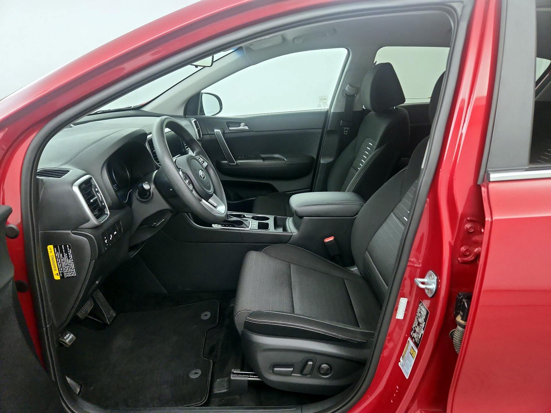 Thumbnail: 2020 Kia Sportage - 9