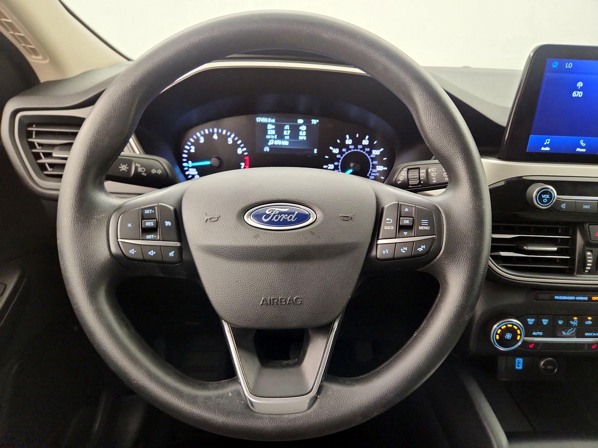 Thumbnail: 2020 Ford Escape - 10