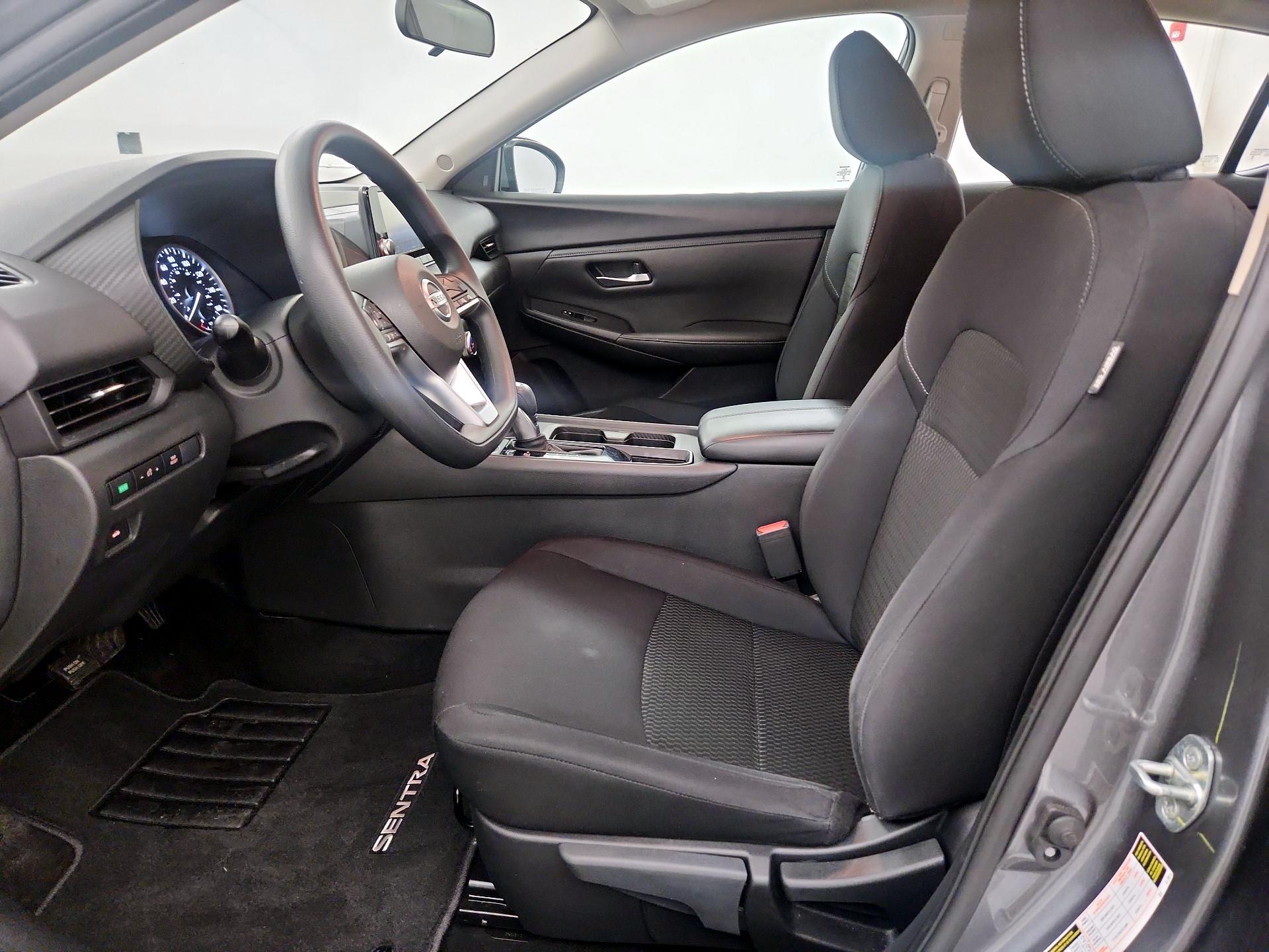 Thumbnail: 2023 Nissan Sentra - 9