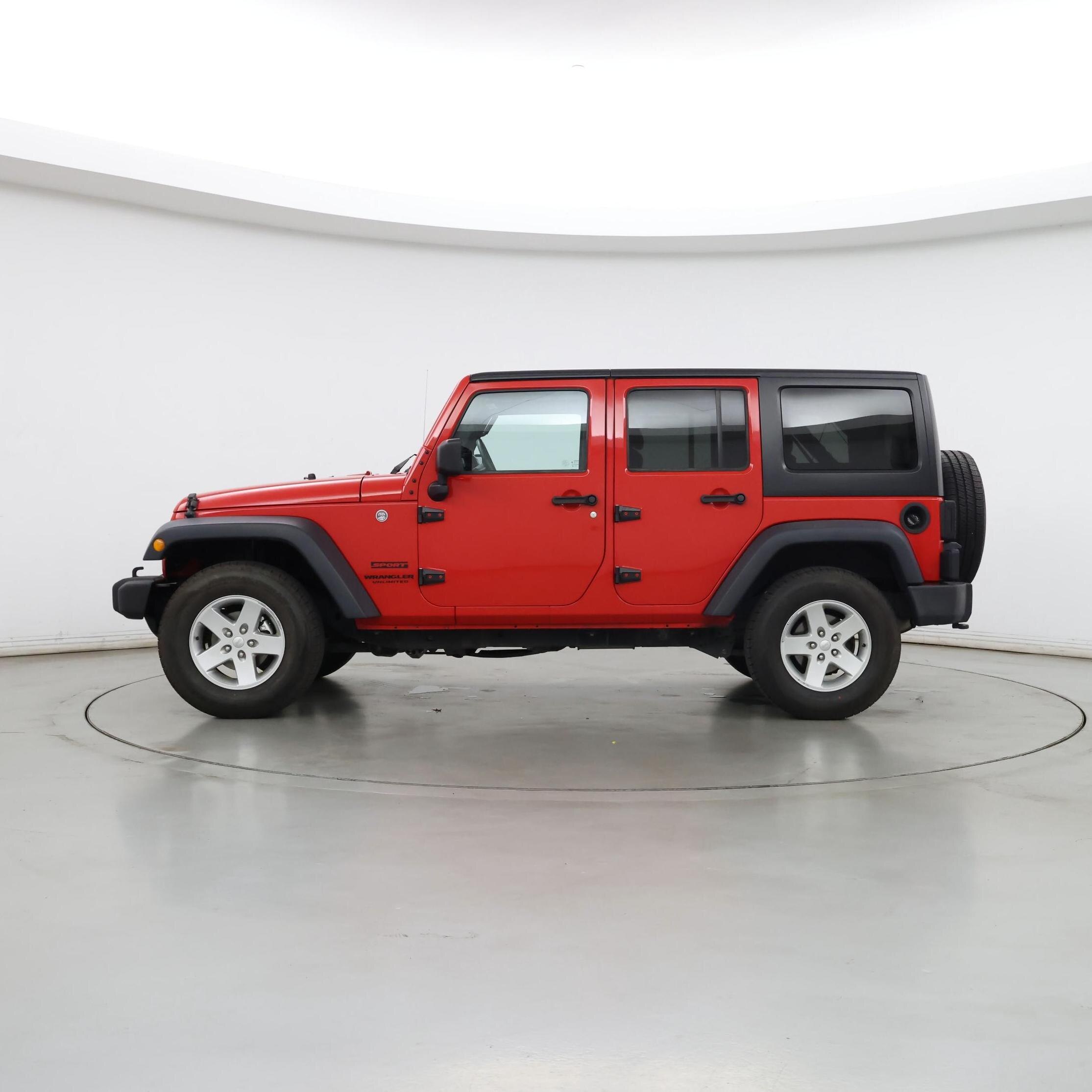 Thumbnail: 2016 Jeep Wrangler - 3