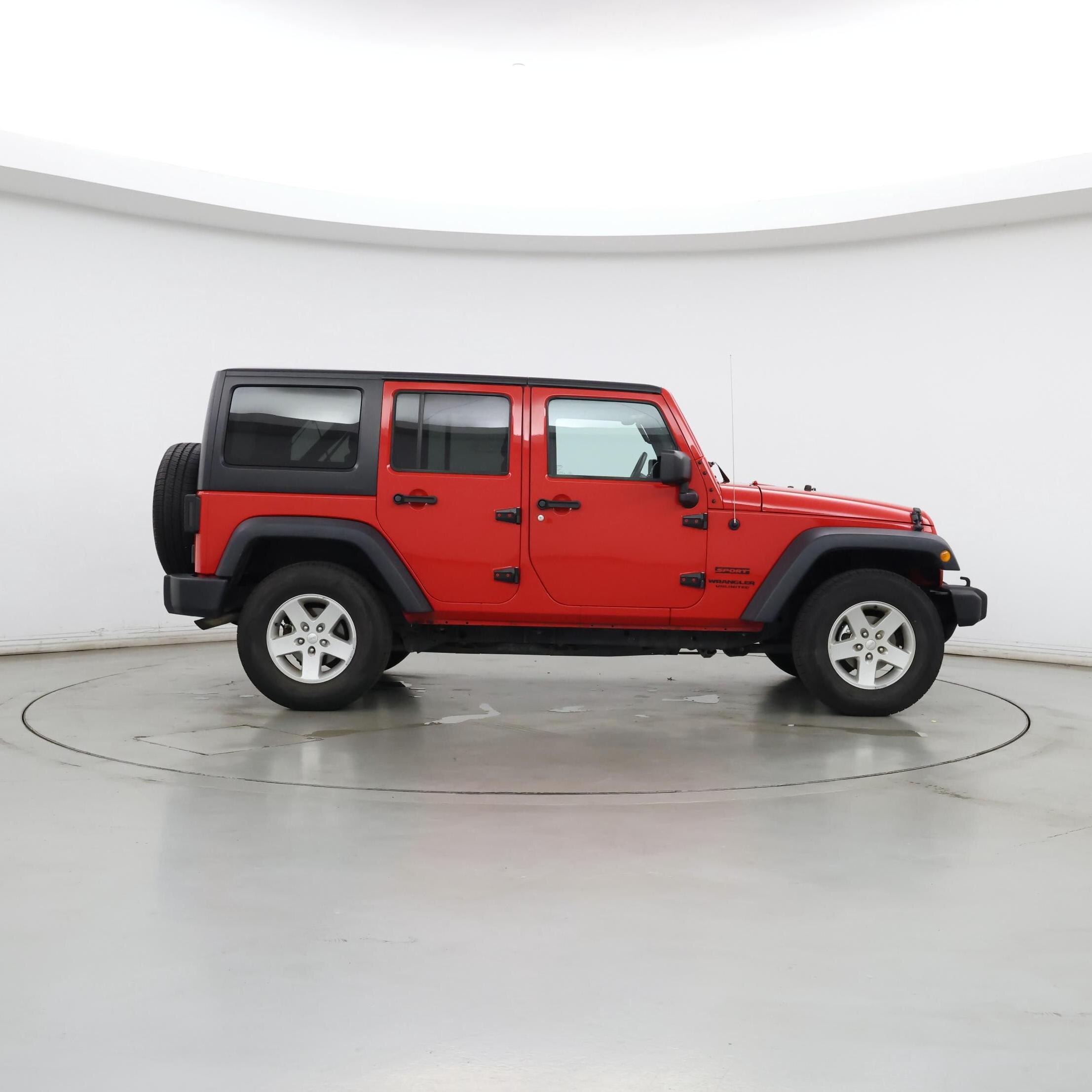 Thumbnail: 2016 Jeep Wrangler - 7