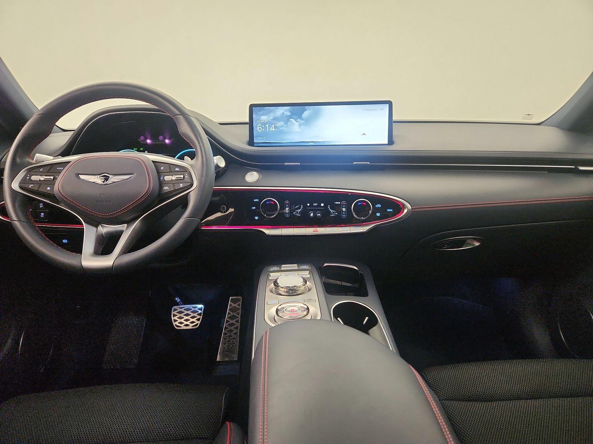 Thumbnail: 2024 Genesis GV70 - 9