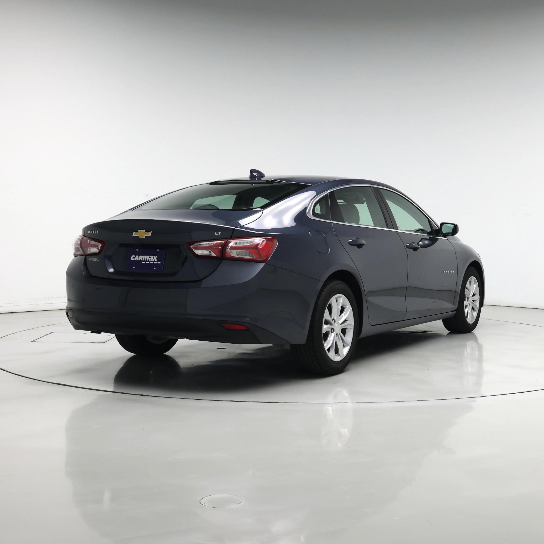Thumbnail: 2020 Chevrolet Malibu - 8