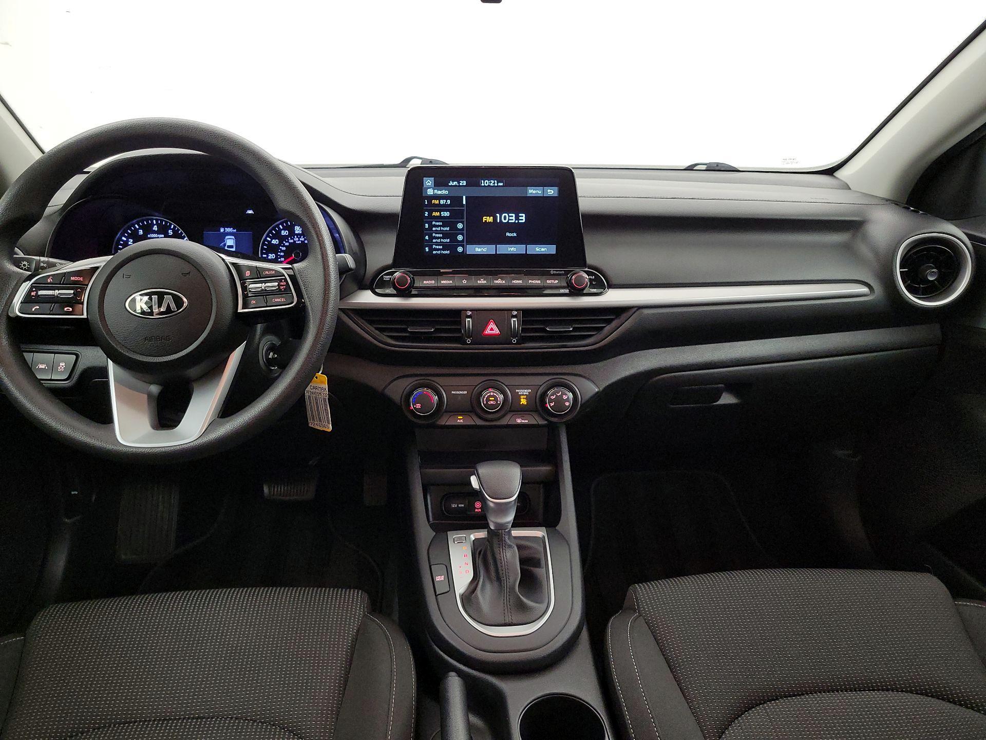 Thumbnail: 2021 Kia Forte - 9