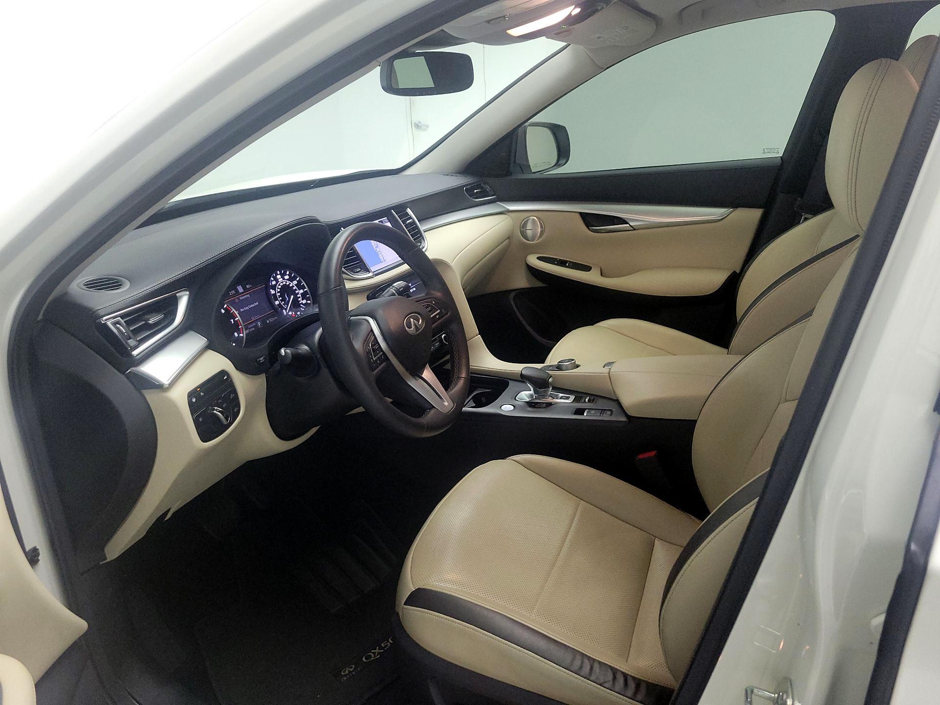 Thumbnail: 2022 INFINITI QX50 - 11