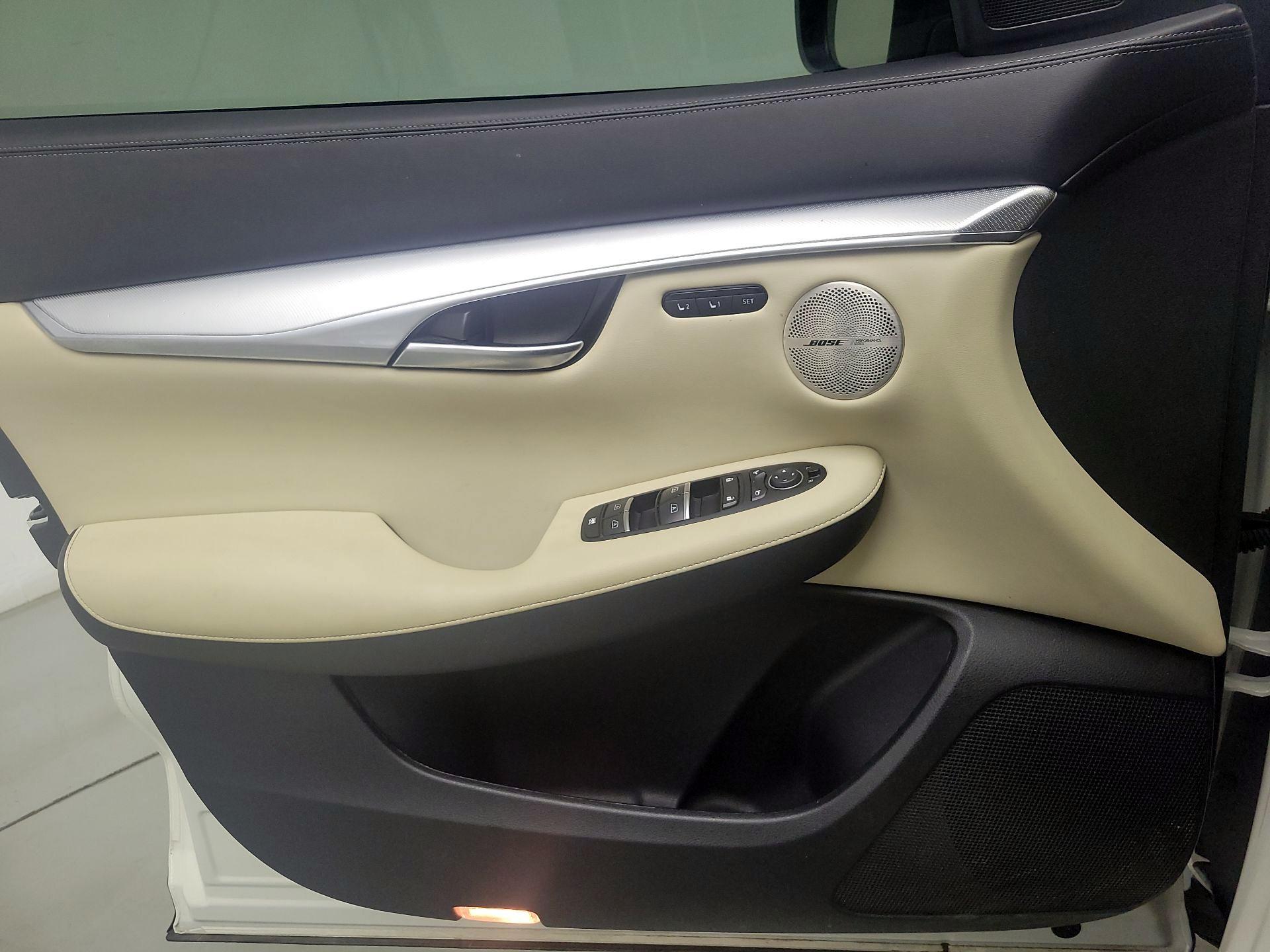 Thumbnail: 2022 INFINITI QX50 - 12