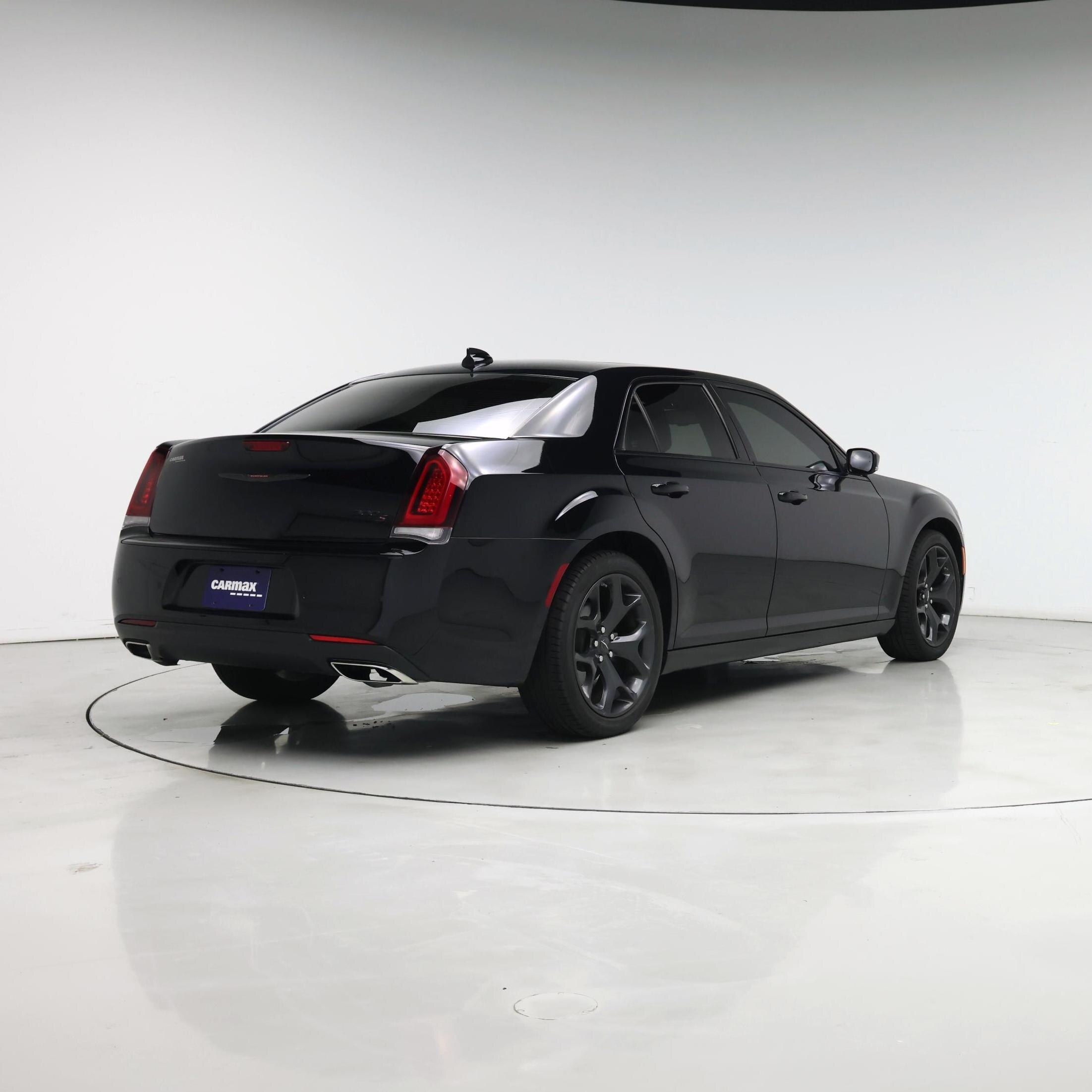 Thumbnail: 2023 Chrysler 300 - 8