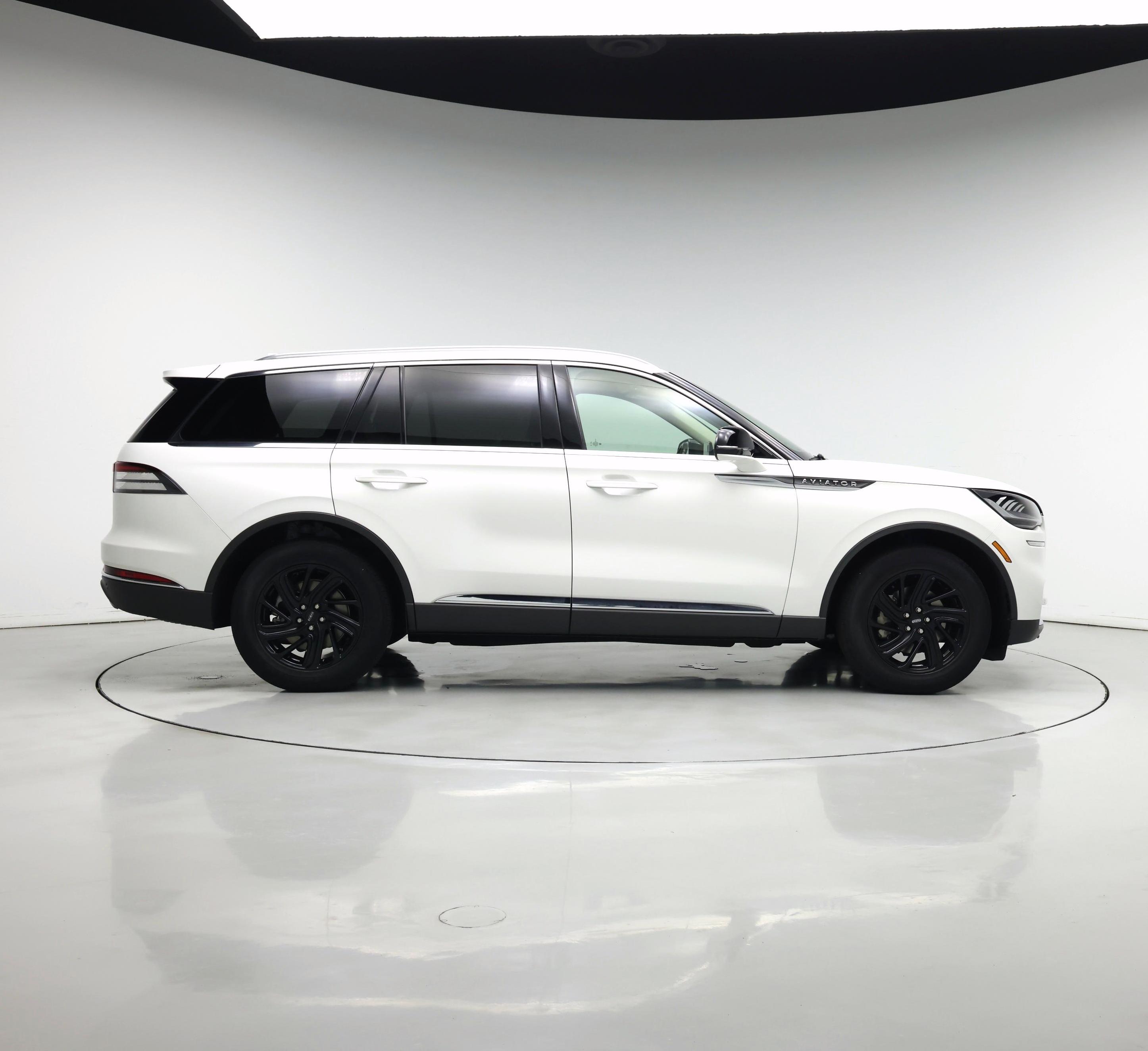 Thumbnail: 2021 Lincoln Aviator - 7