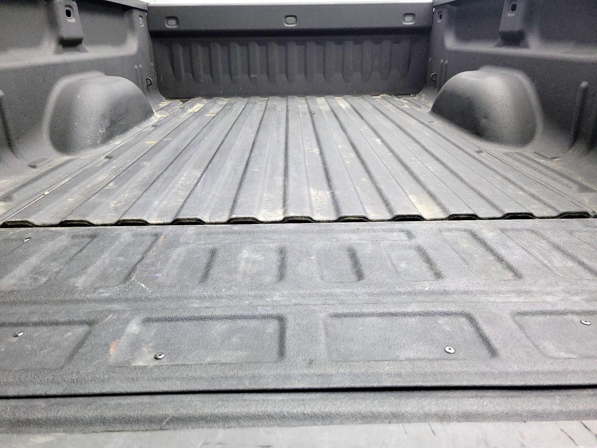 Thumbnail: 2019 Chevrolet Silverado 2500 - 20