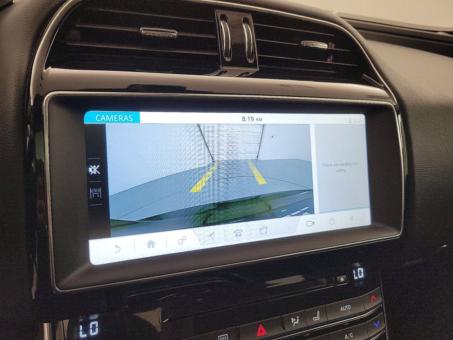 Thumbnail: 2019 Jaguar XE - 15