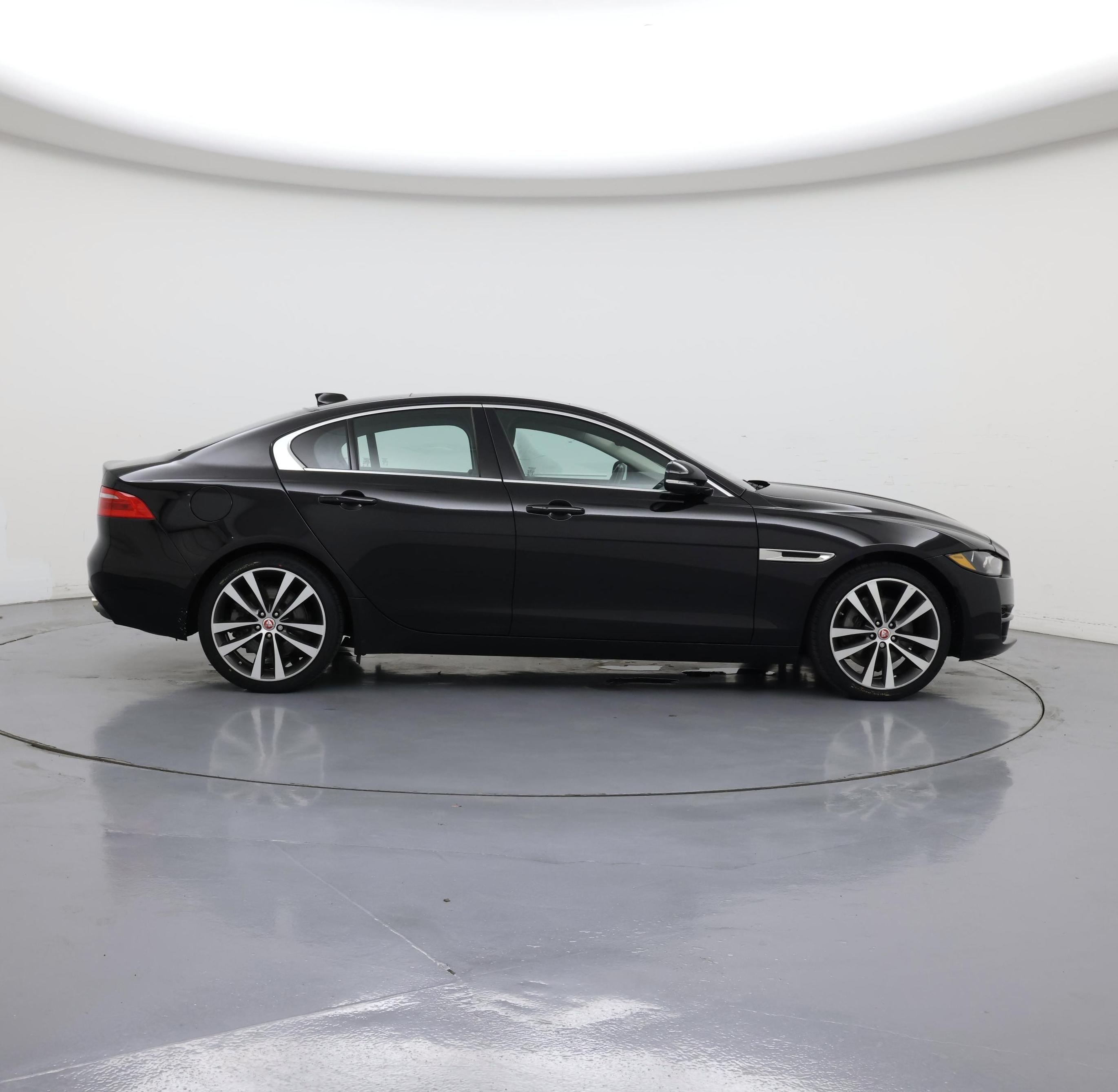 Thumbnail: 2019 Jaguar XE - 7