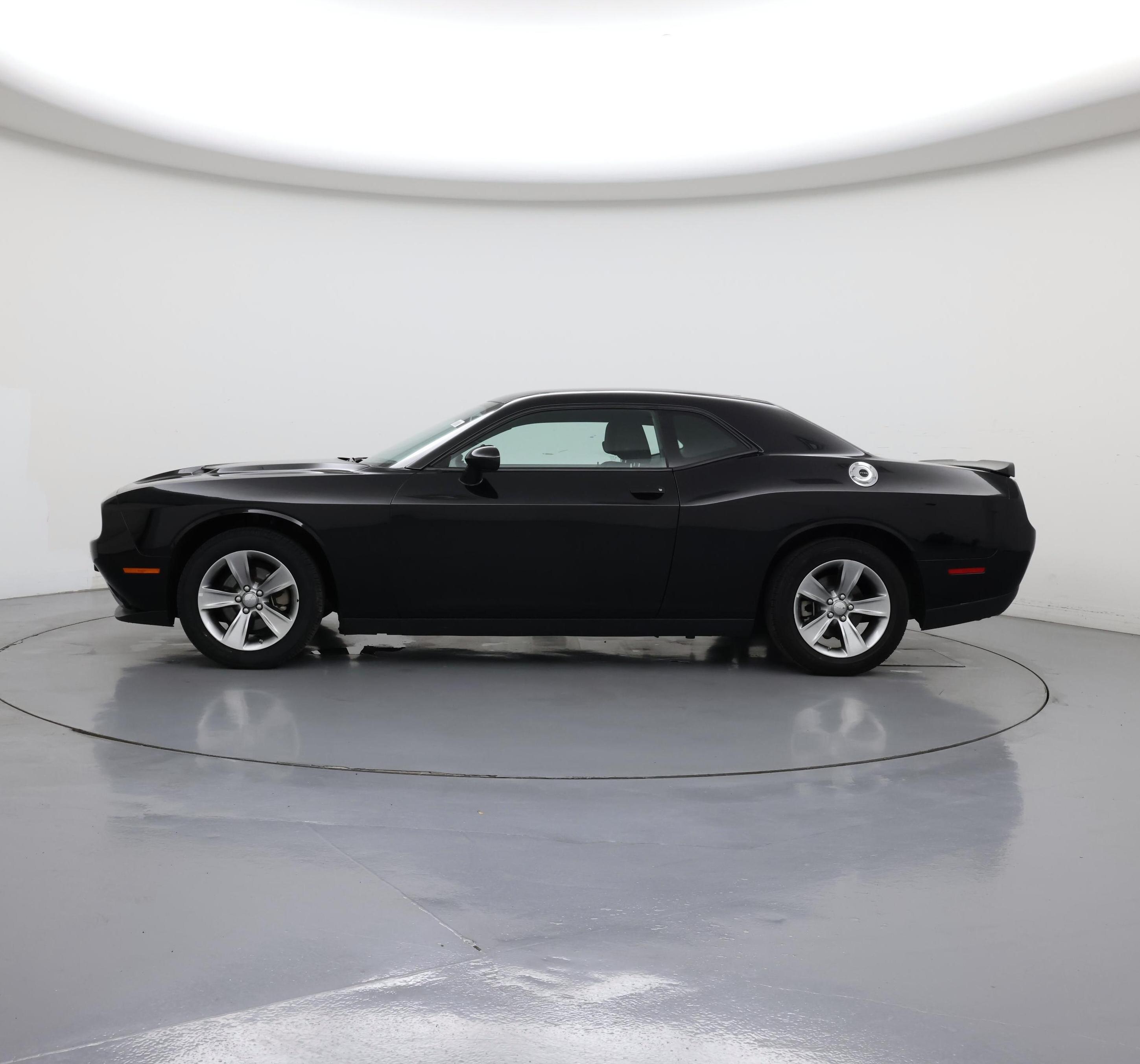Thumbnail: 2022 Dodge Challenger - 3
