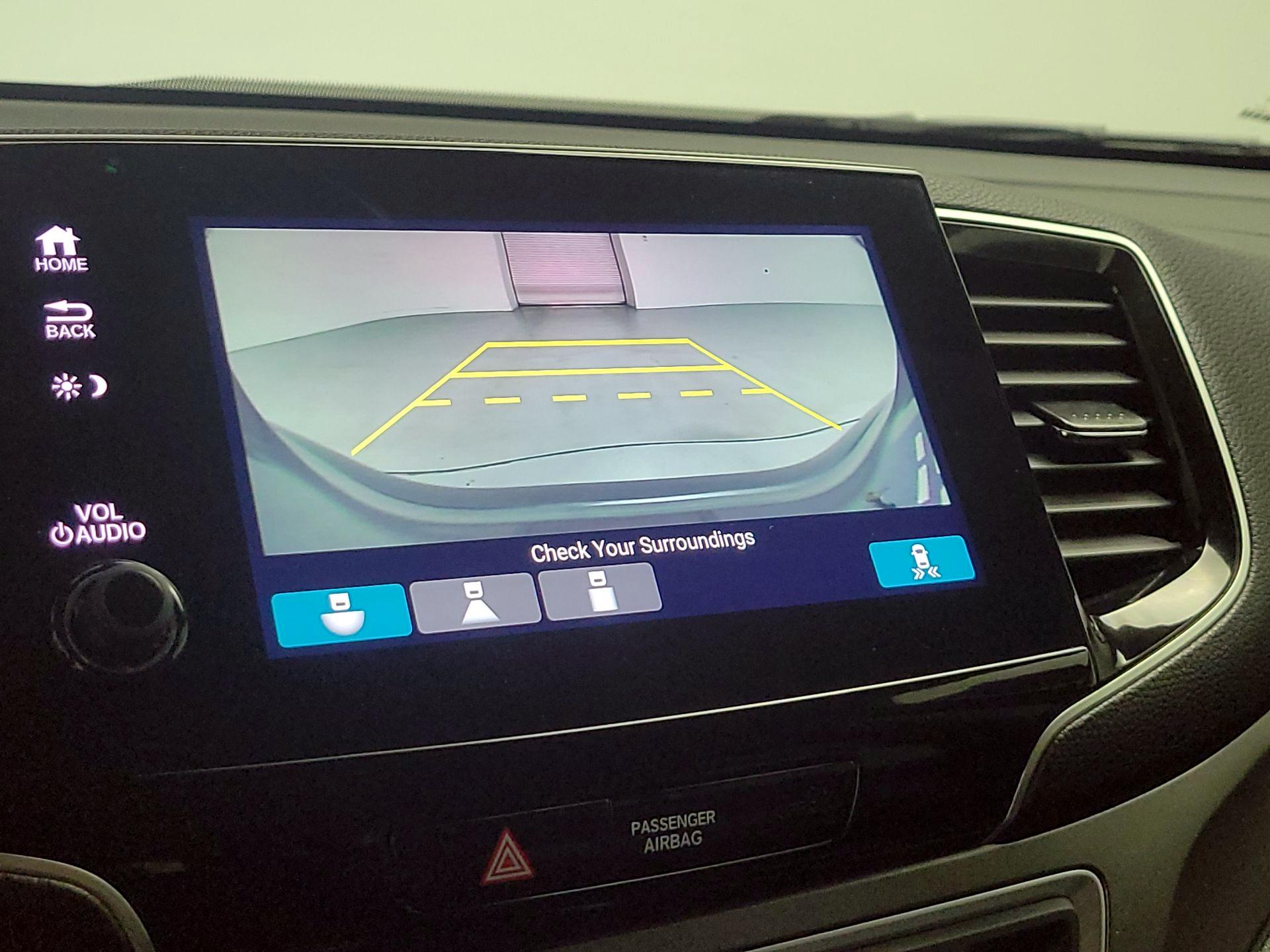 Thumbnail: 2020 Honda Pilot - 14